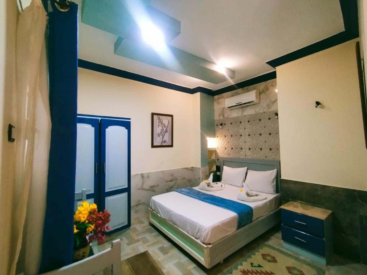 Budget Double or Twin Room - Photo 7