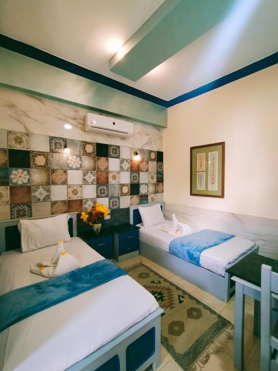 Budget Double or Twin Room - Photo 4