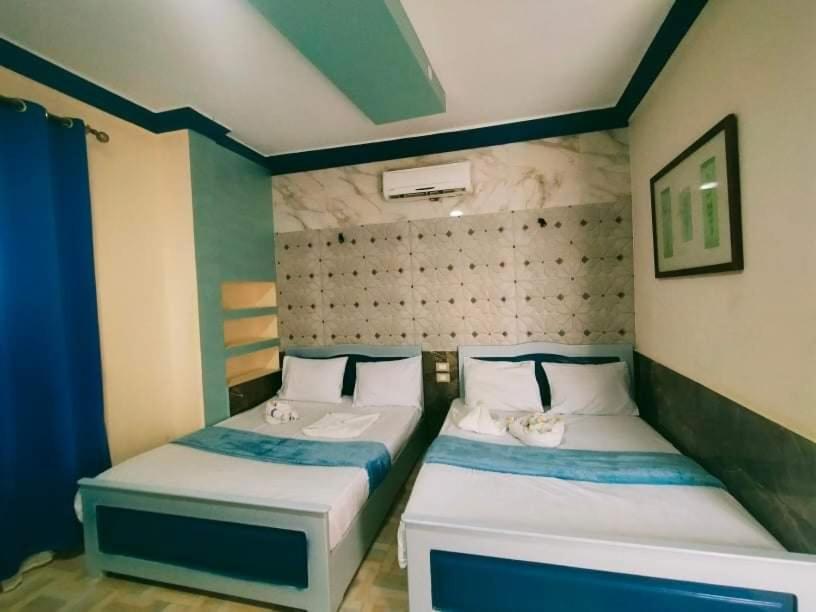 Economy Quadruple Room - Photo 4