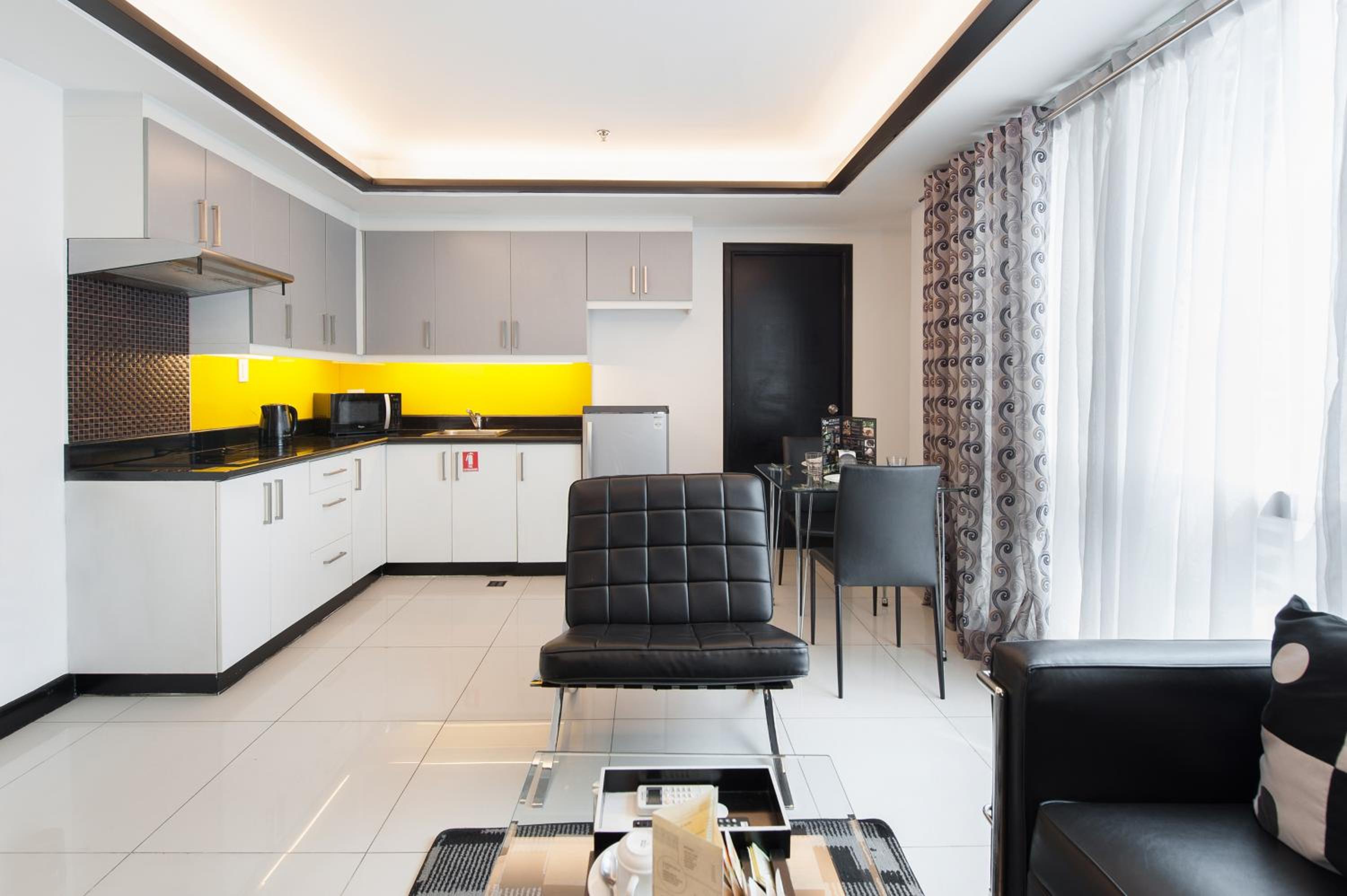 One-Bedroom Deluxe
