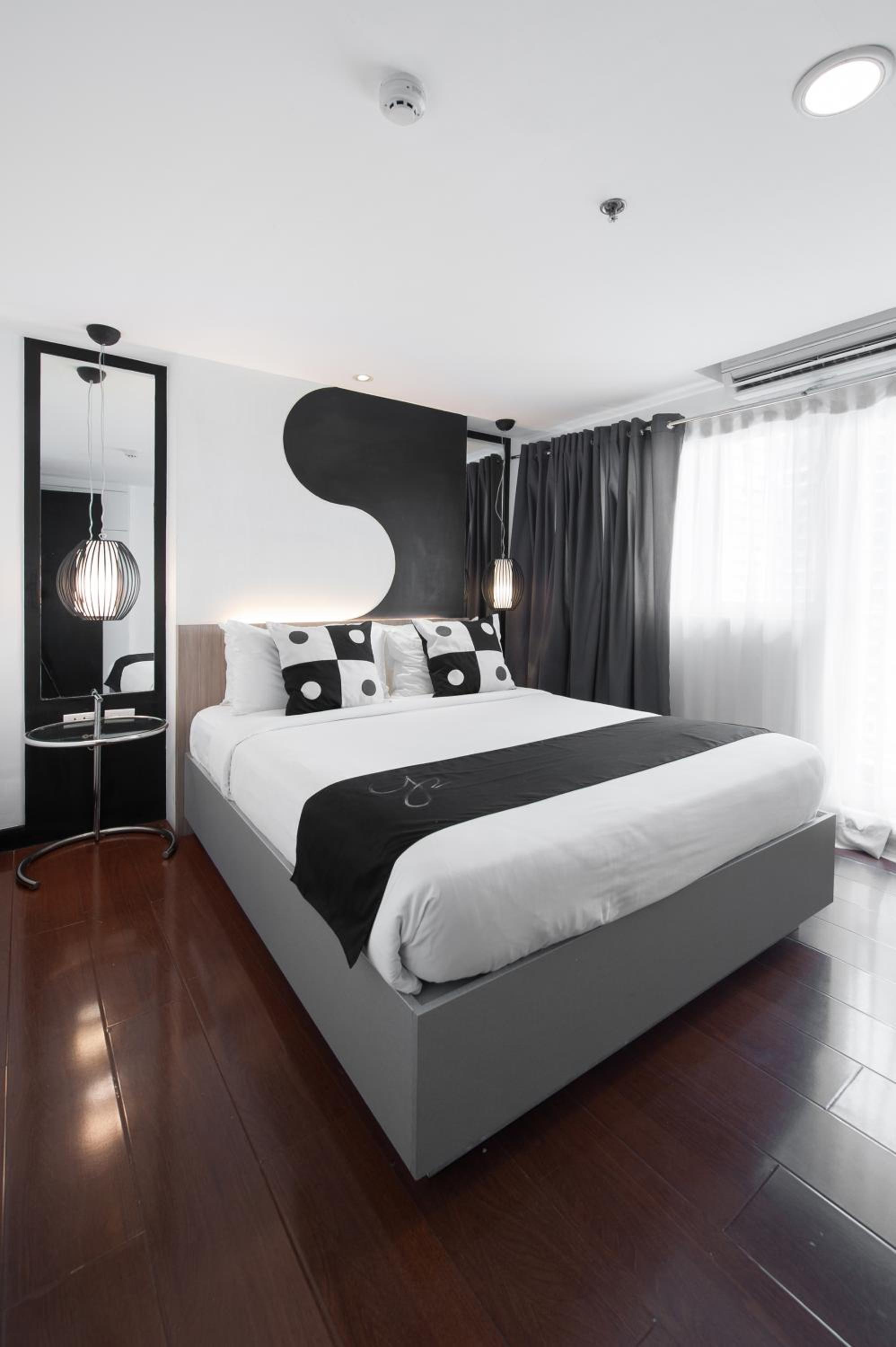 Two-Bedroom Premier