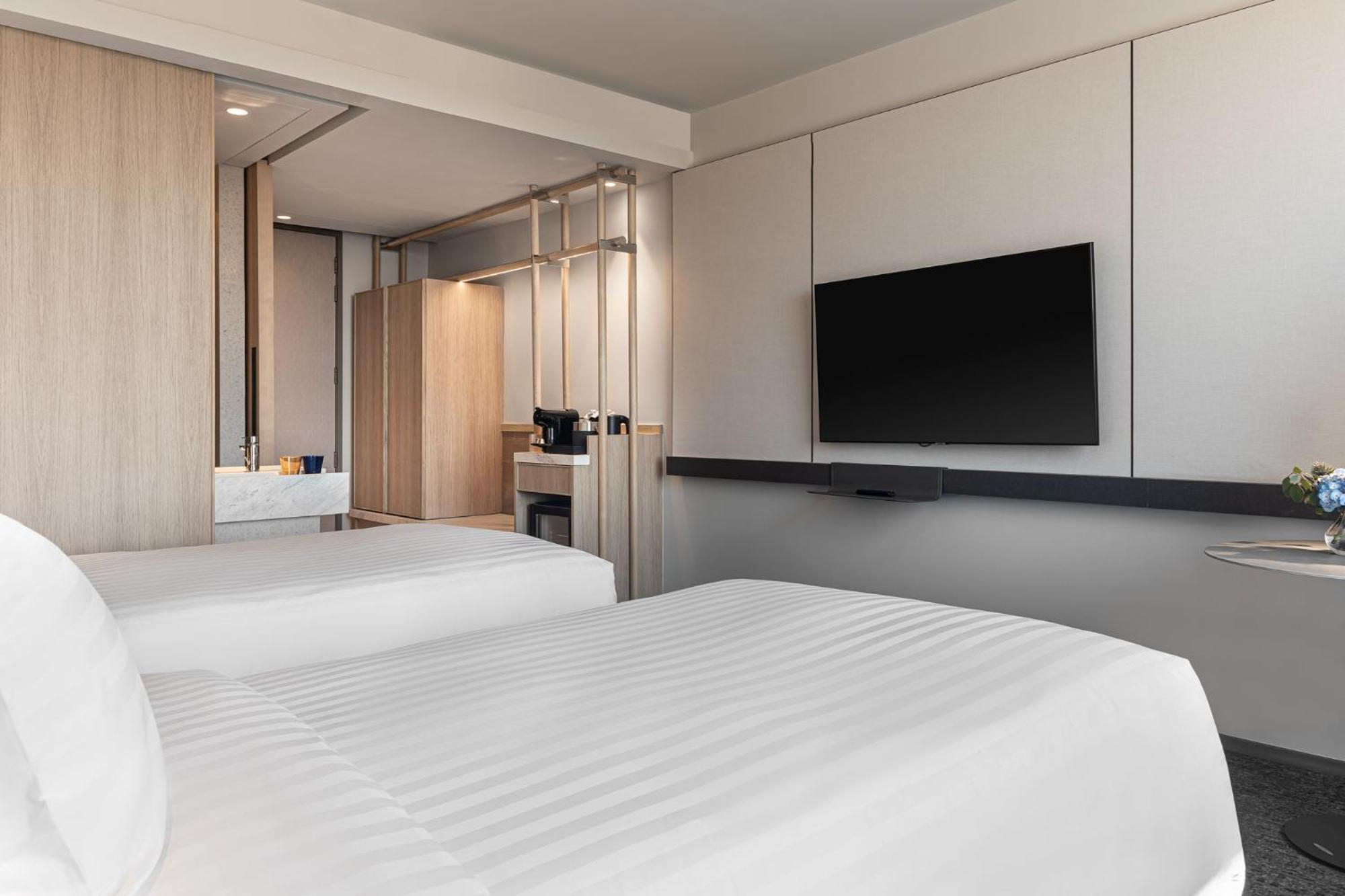 Executive Twin Room - Photo 2
