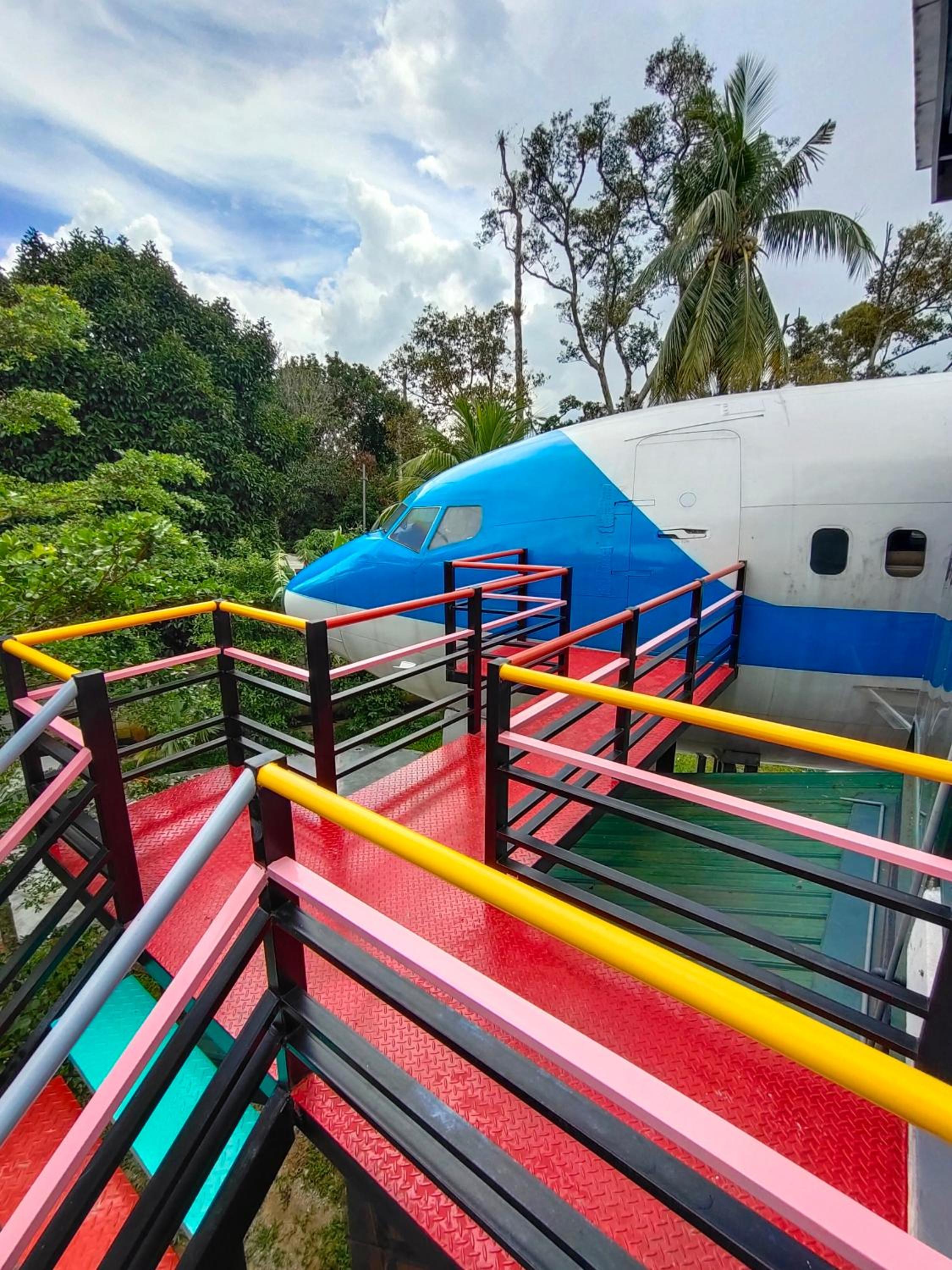 Gold Class Jet - Photo 37