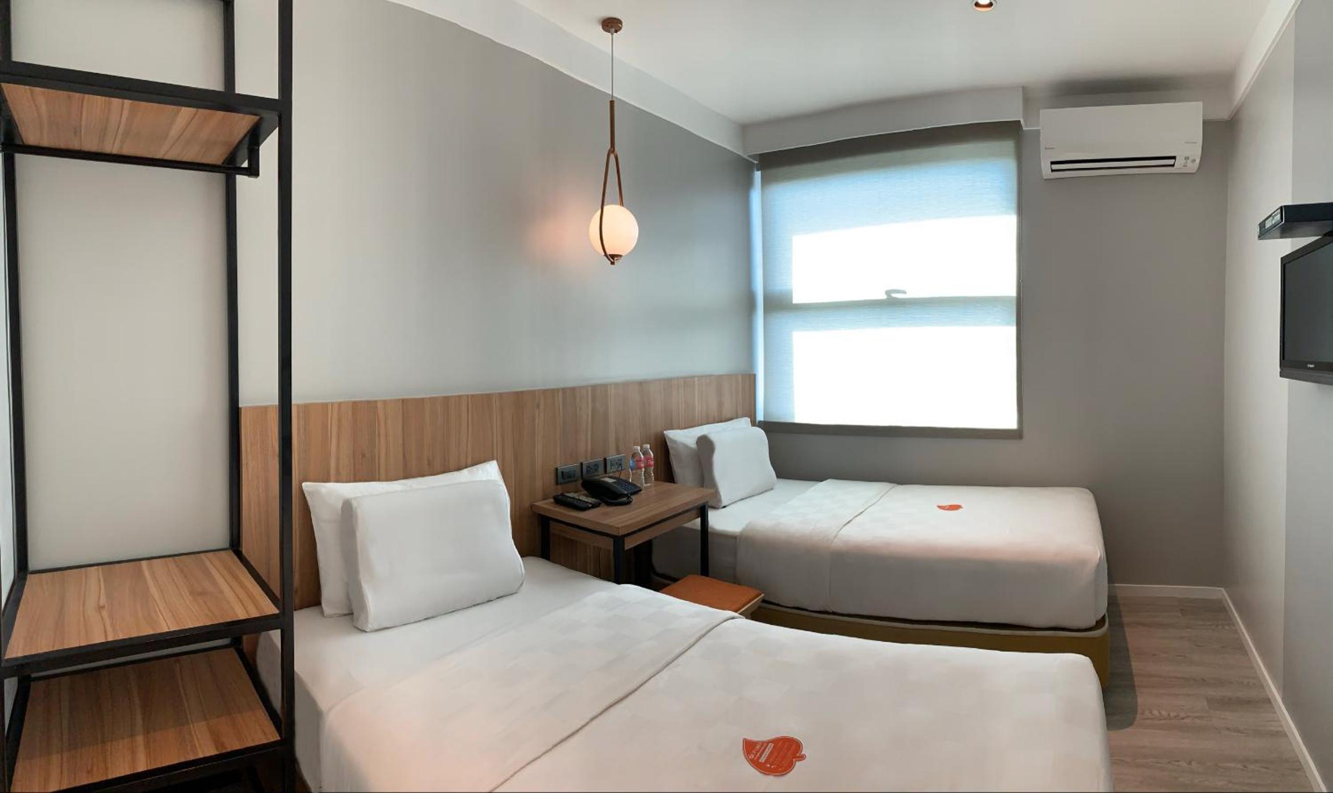 Superior Twin Room photo 3