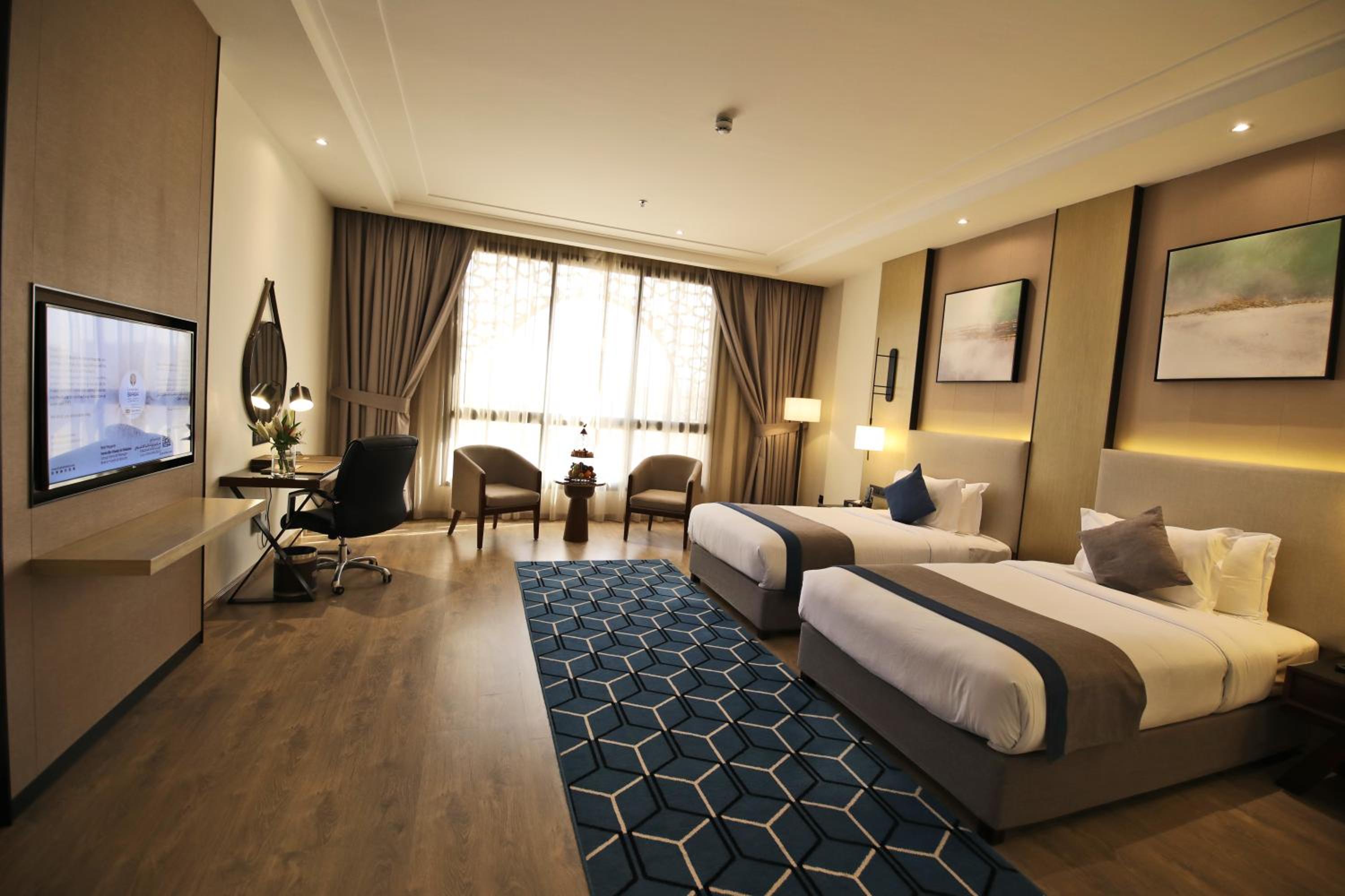 Twin Room - Photo 3