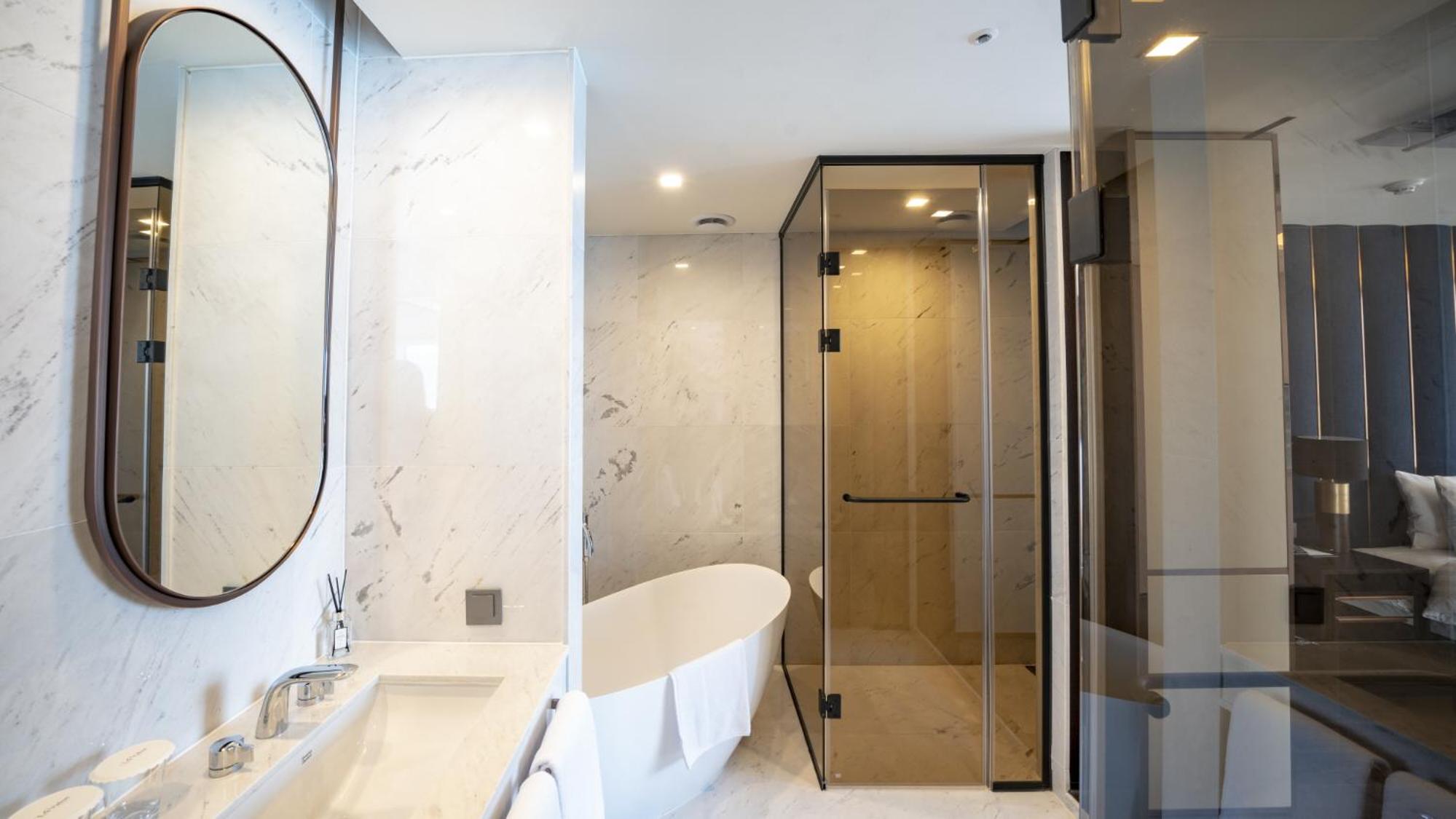 Suite with Sea View - Photo 6