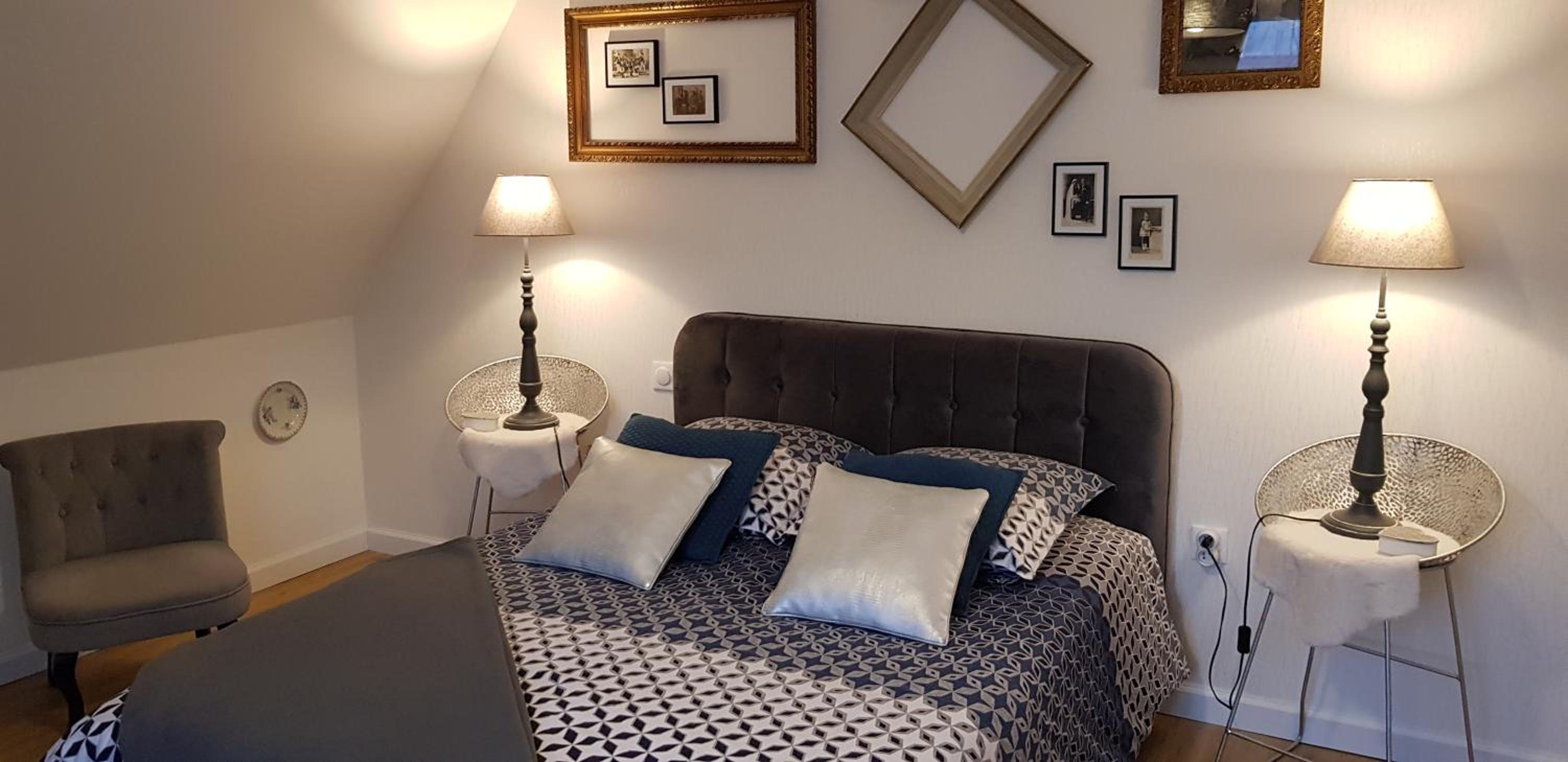 Double Room with Private Bathroom - Photo 4