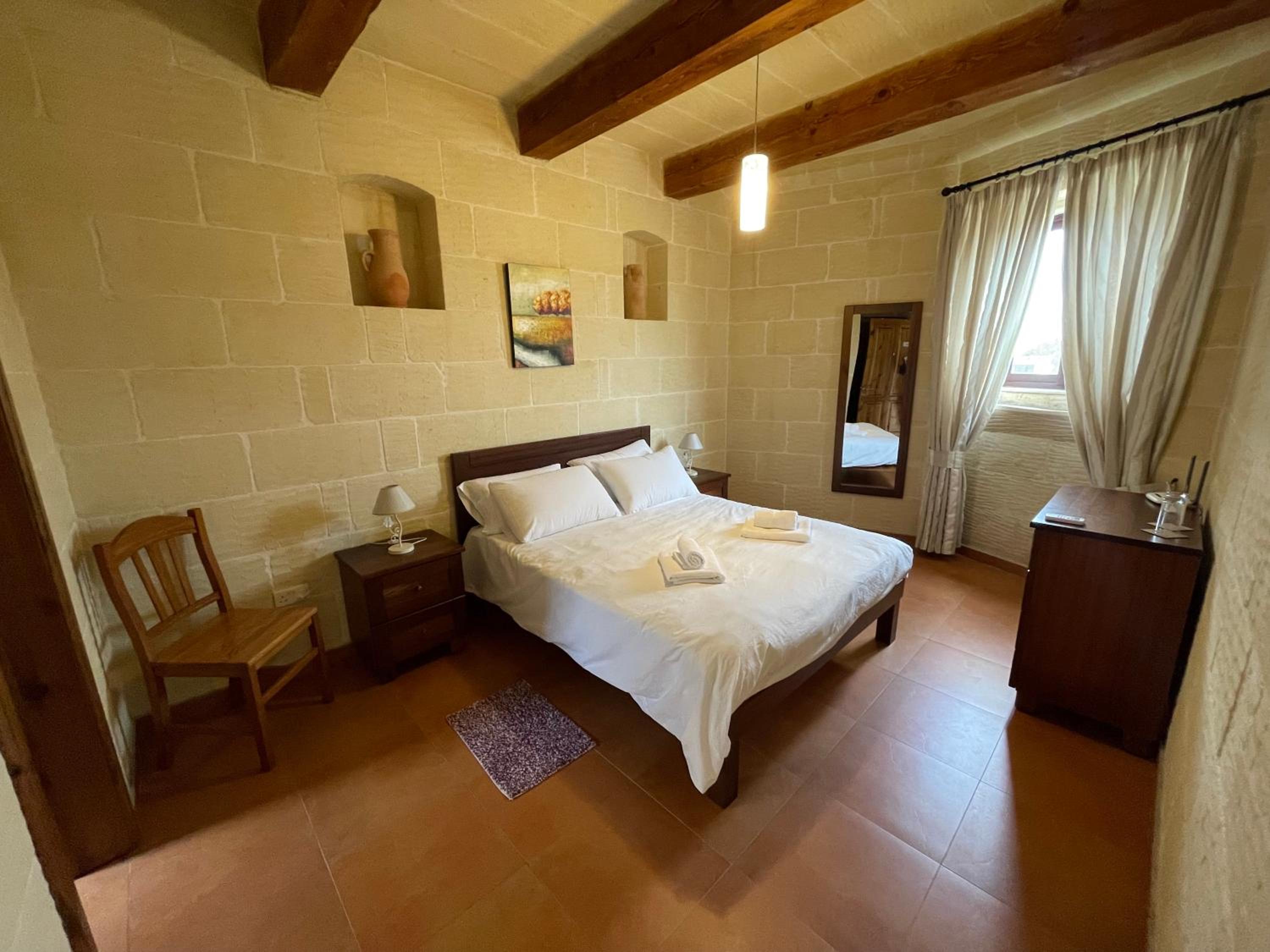 King Suite with Spa Bath photo 1