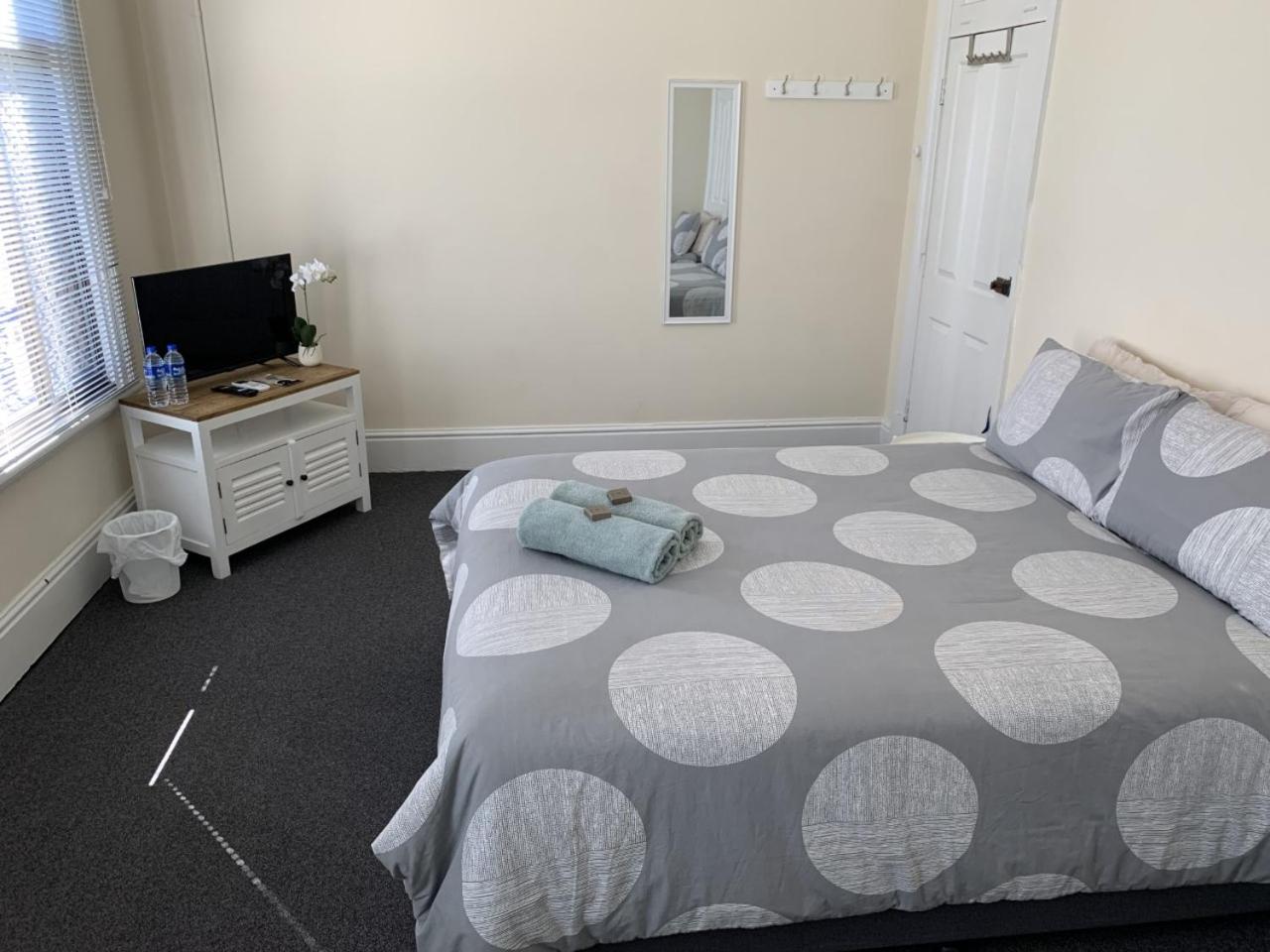 Deluxe Family Room - Photo 11