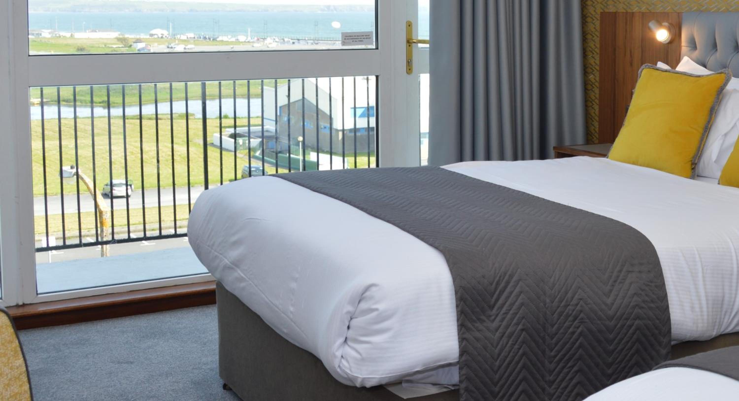 Superior Double or Twin Room with Sea View photo 2