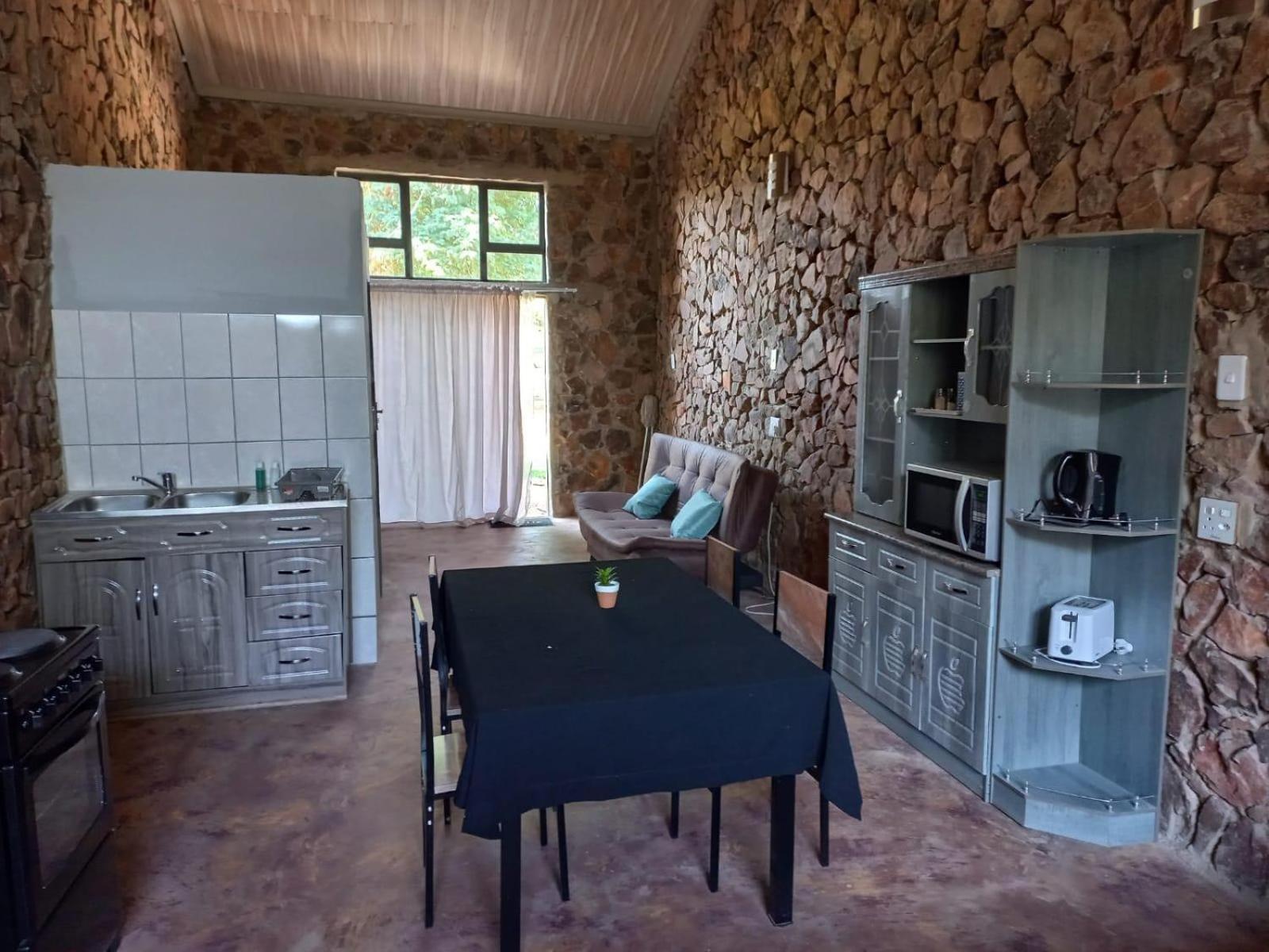 Small Double Room - Photo 14