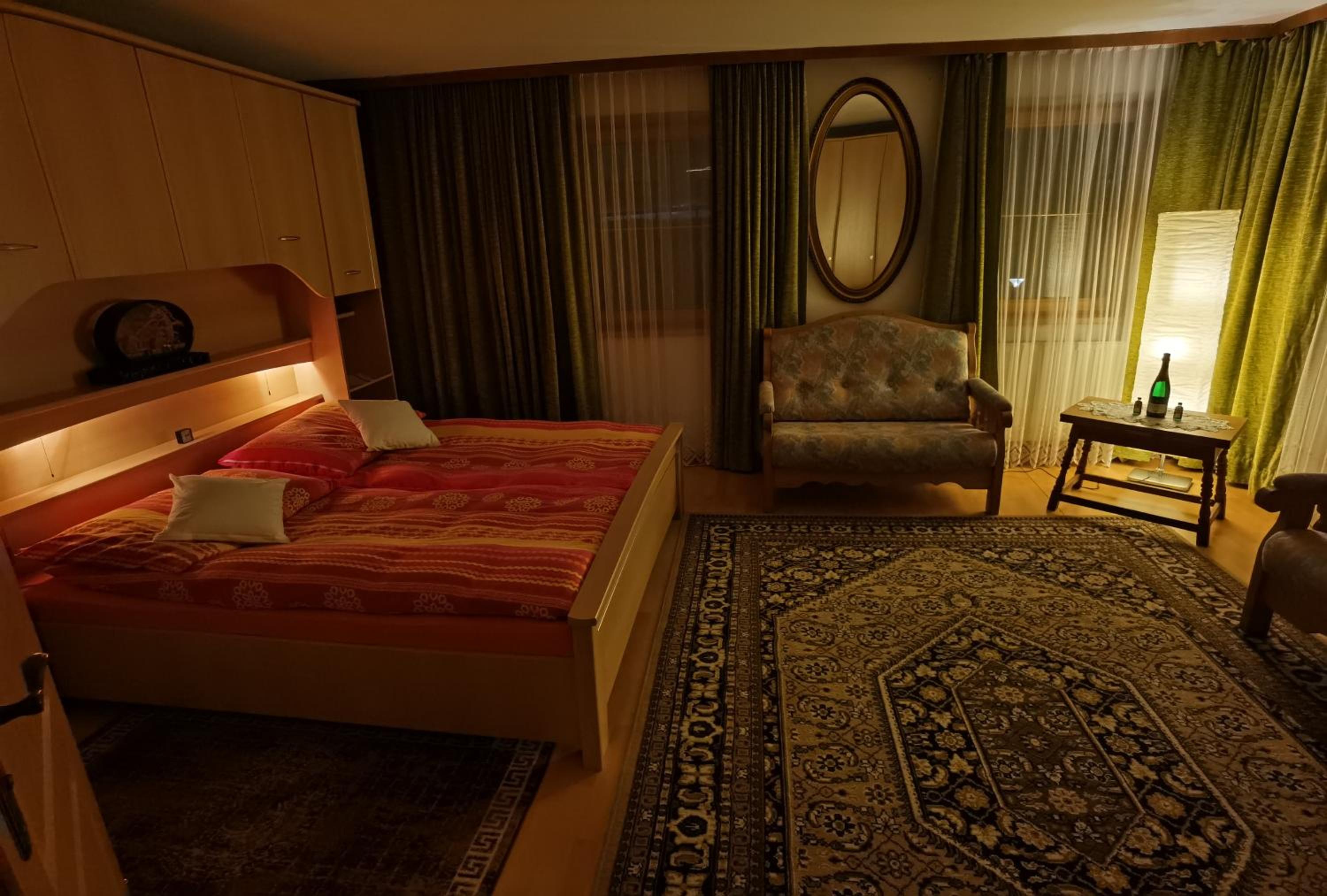 Deluxe Double Room with Shower