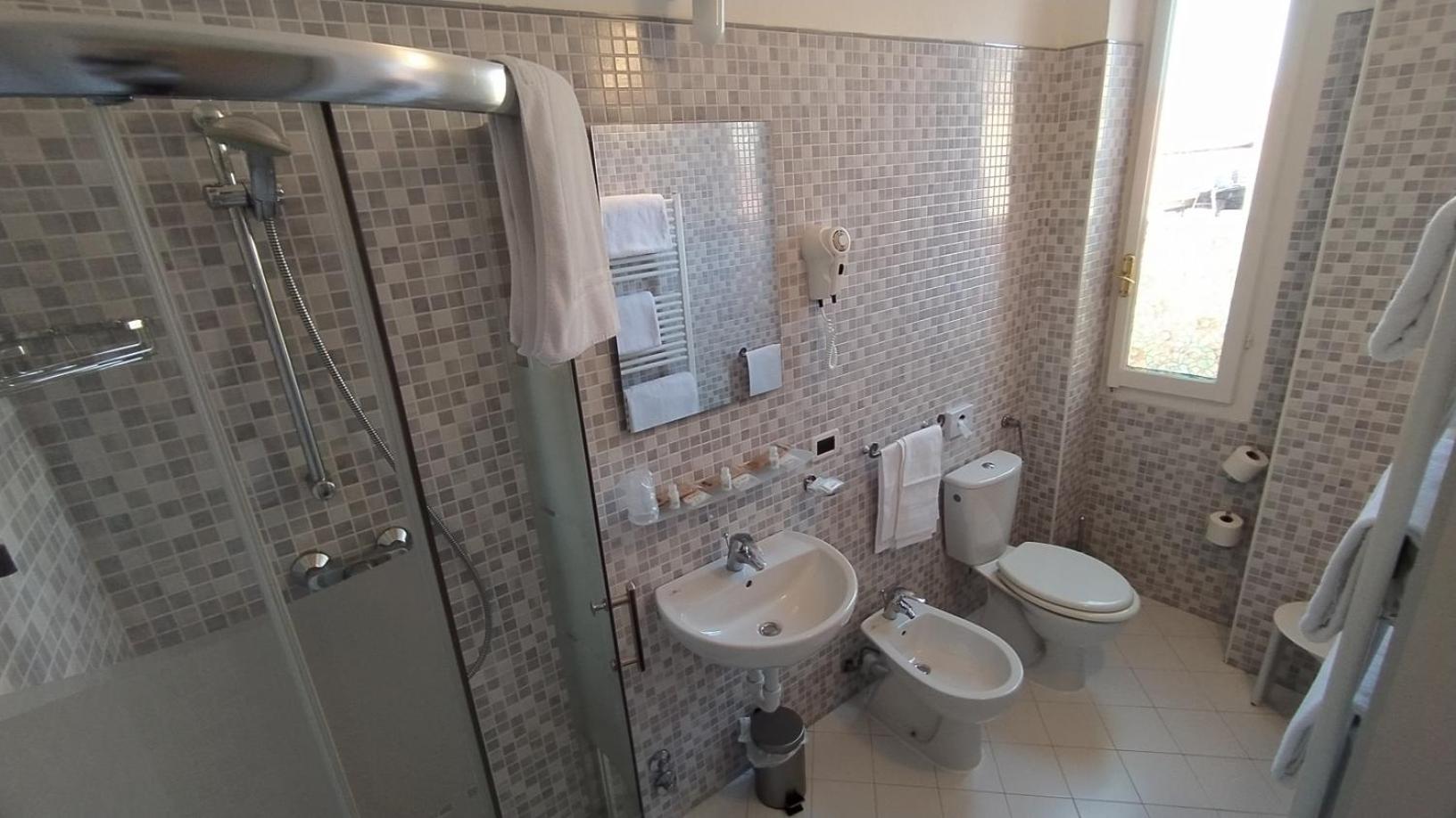 Basic Triple Room - Photo 3