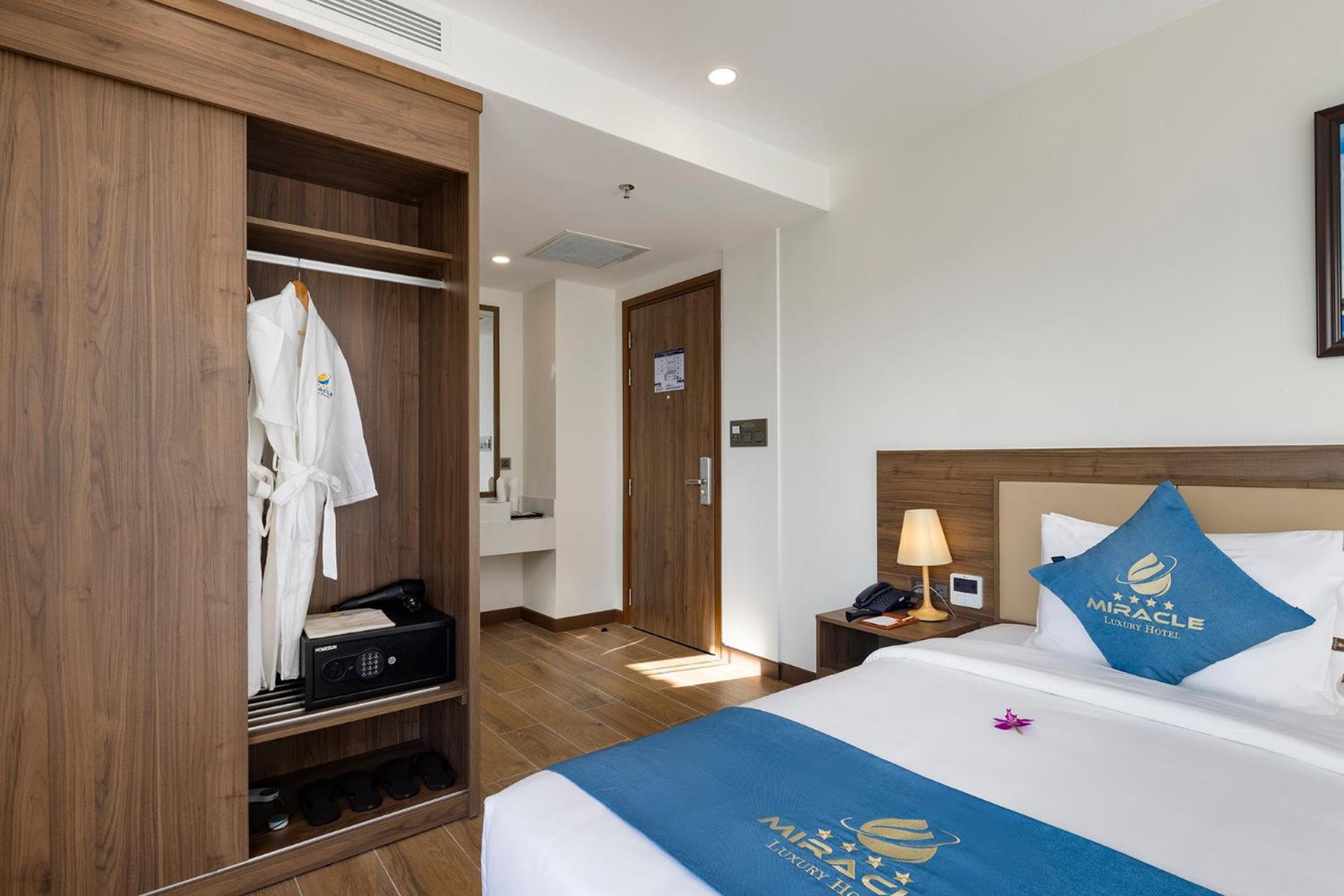 Superior Double or Twin Room with City View