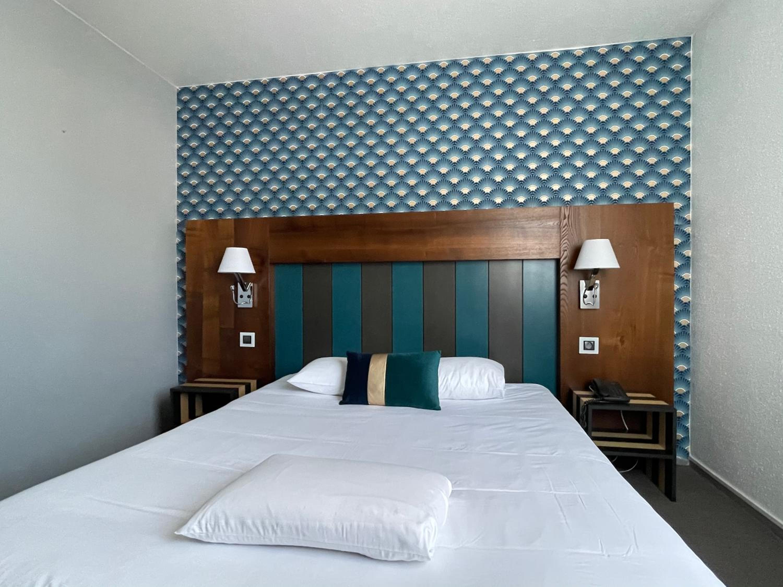Double Room - Photo 5
