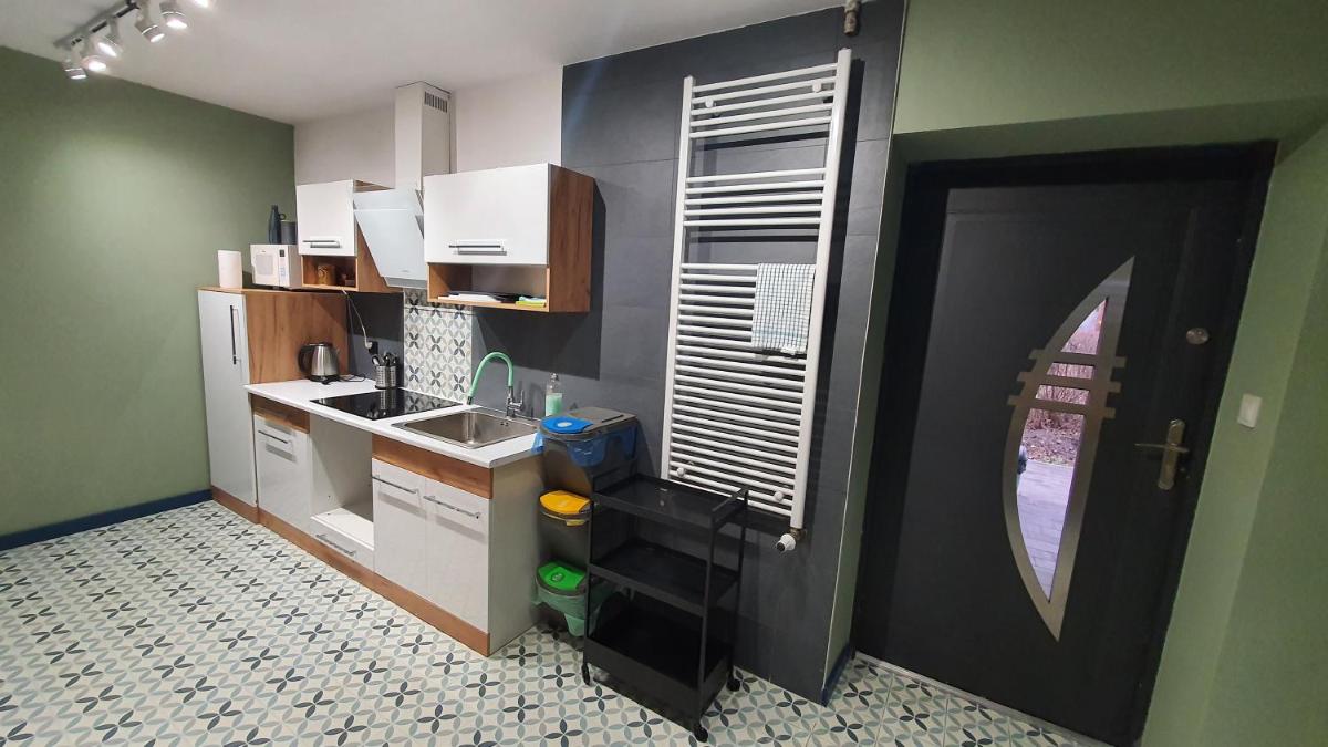 Two-Bedroom Apartment - Photo 19
