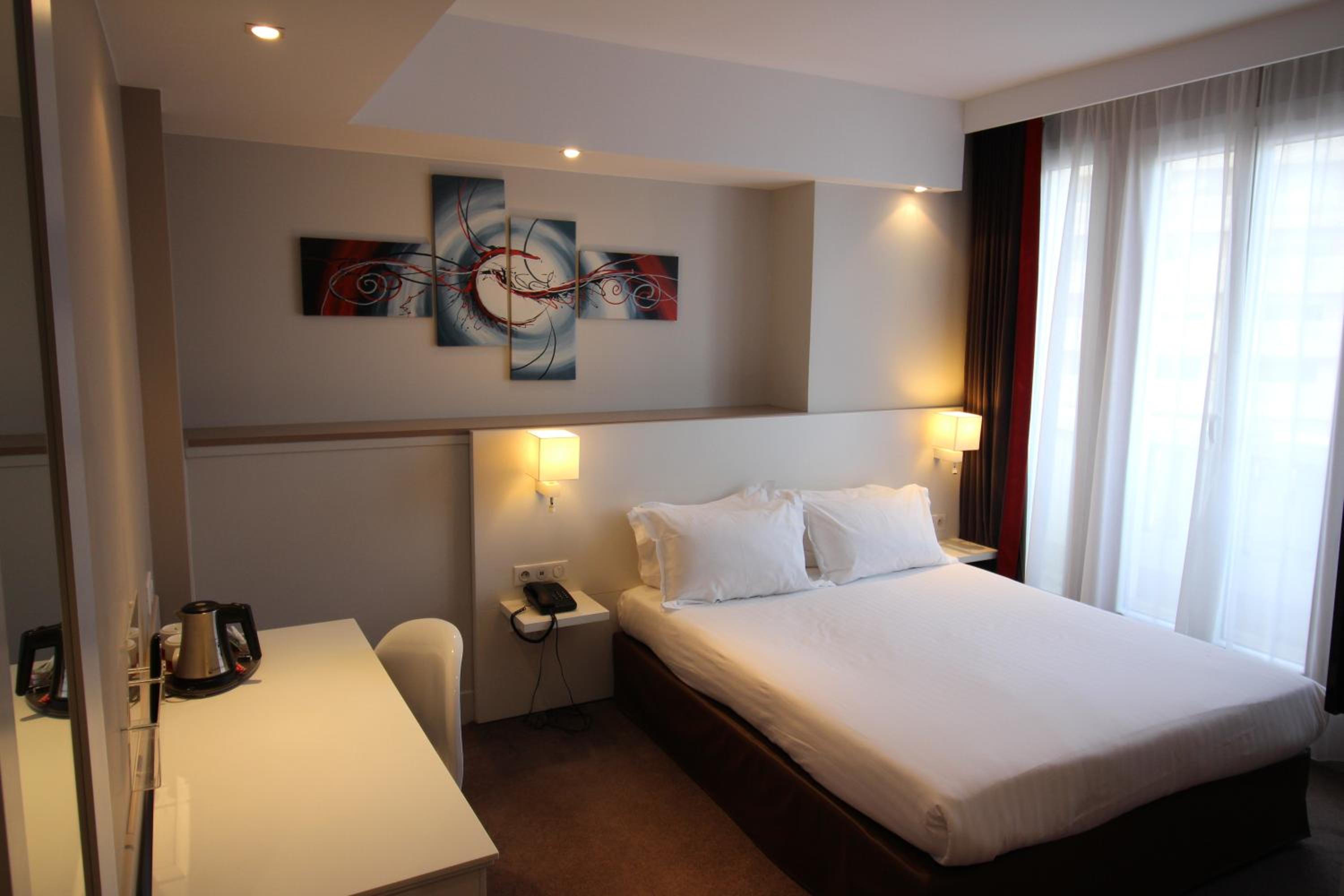 Available room
