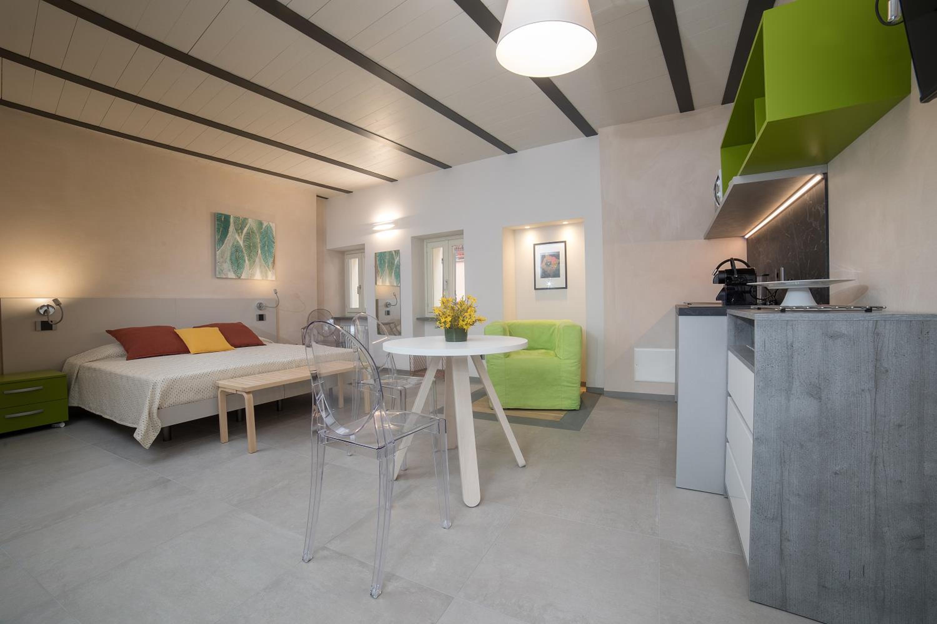 Studio with Terrace