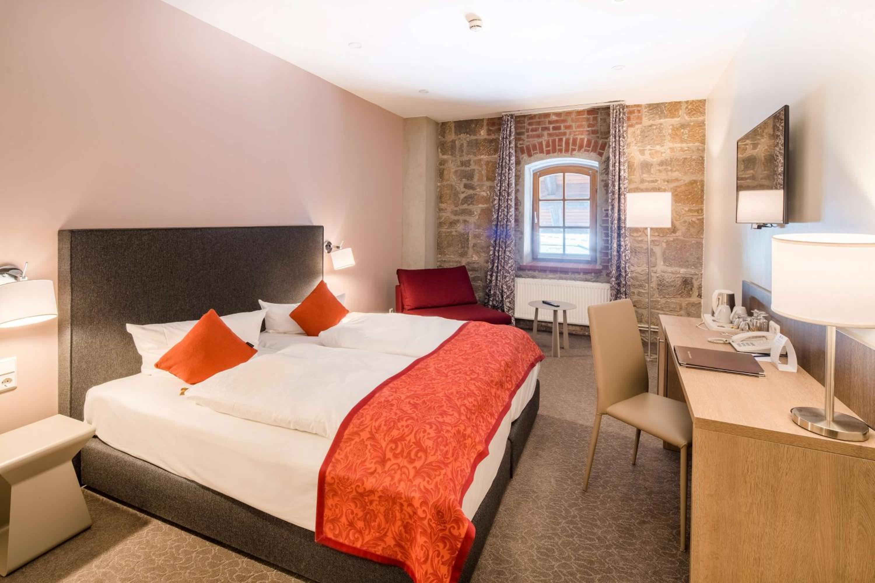 Classic Double or Twin Room photo 3