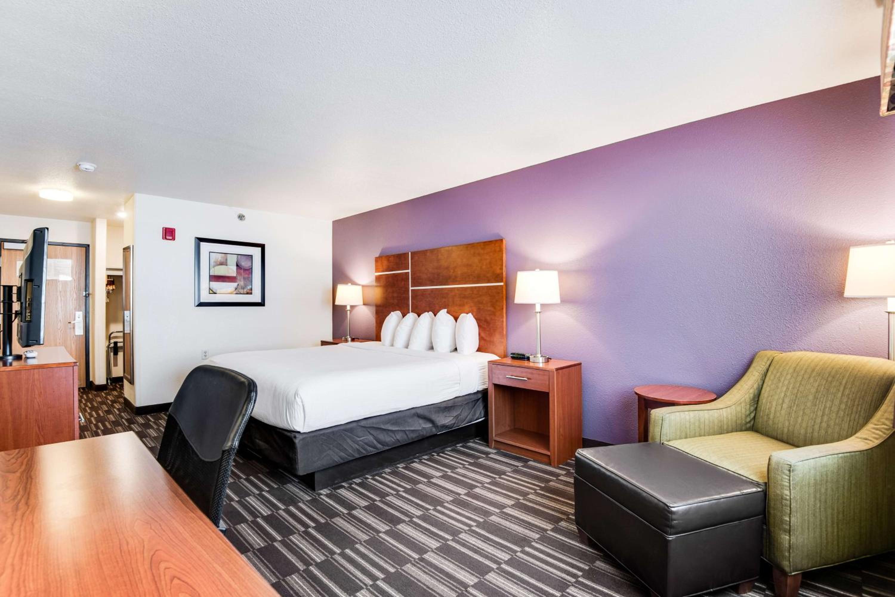 King Room - Non-Smoking