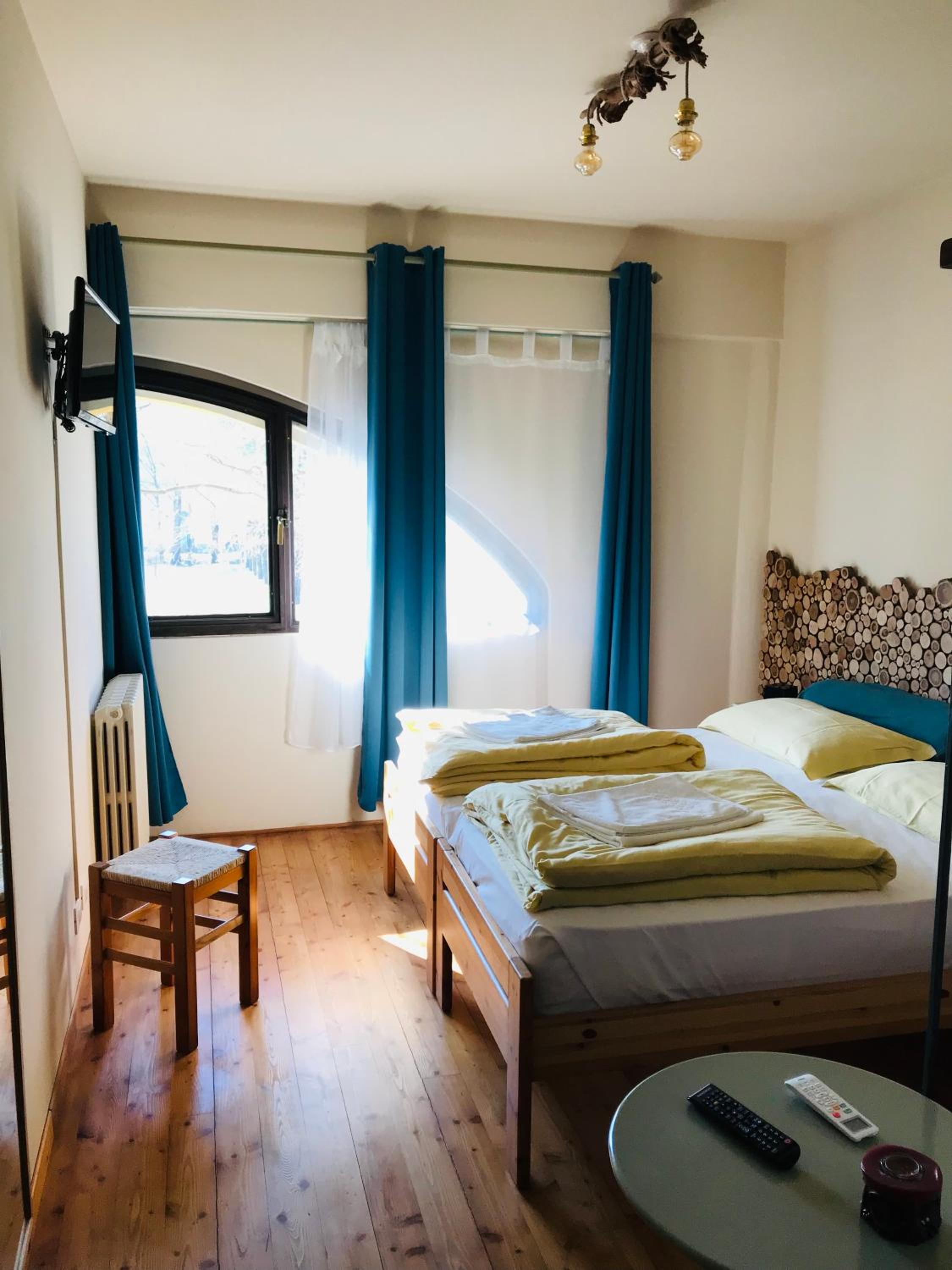 Double or Twin Room - Photo 3