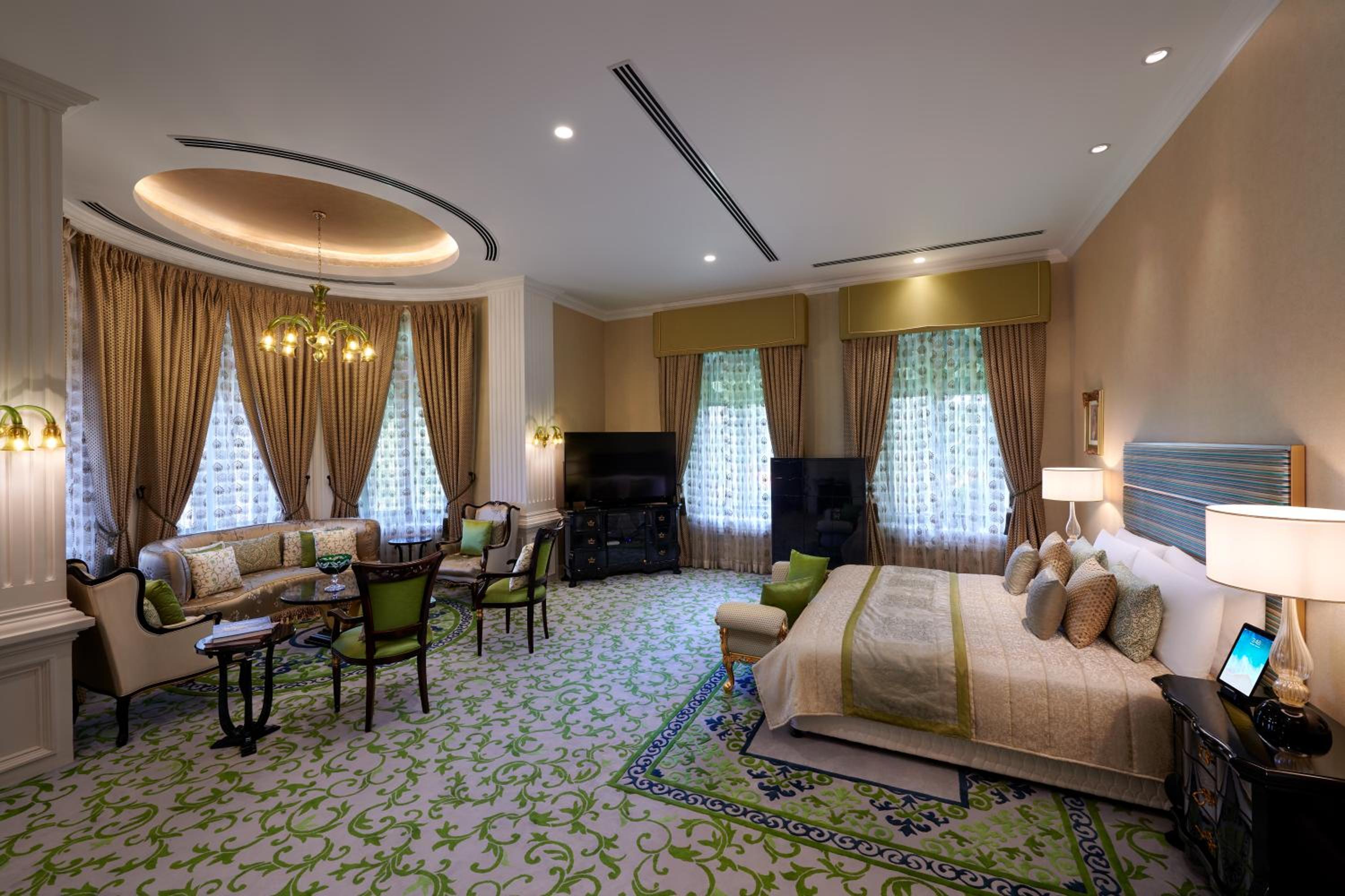 Kovalam Palace Suite - Photo 3