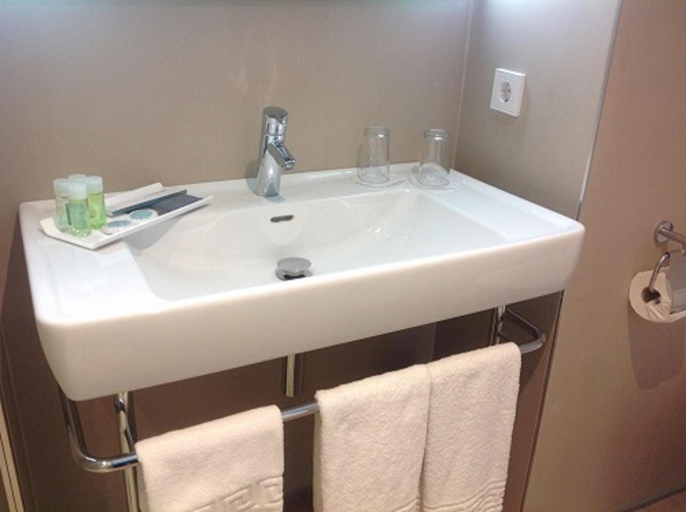 Standard Apartment thumbnail 5