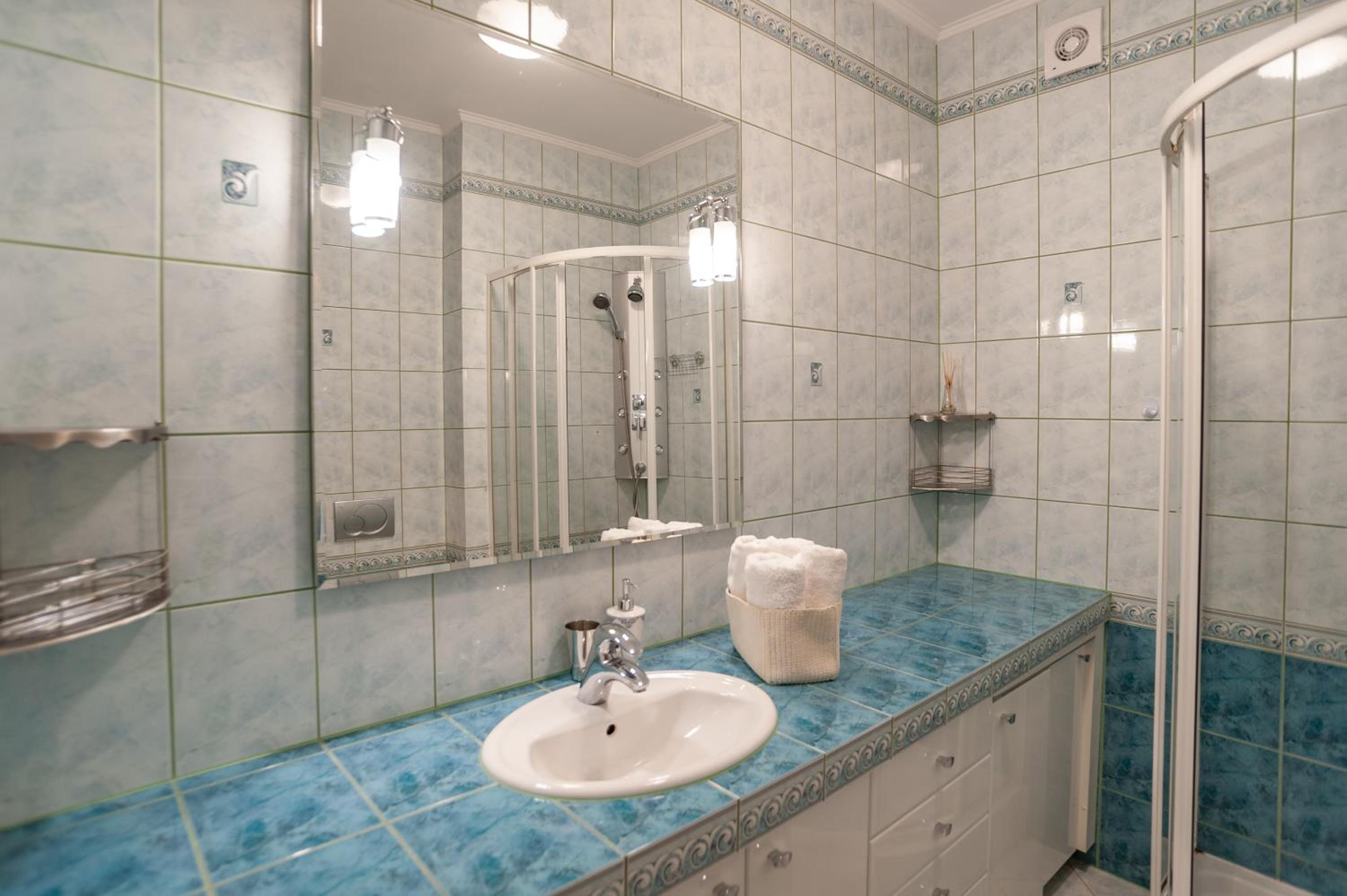 Apartment - Photo 15