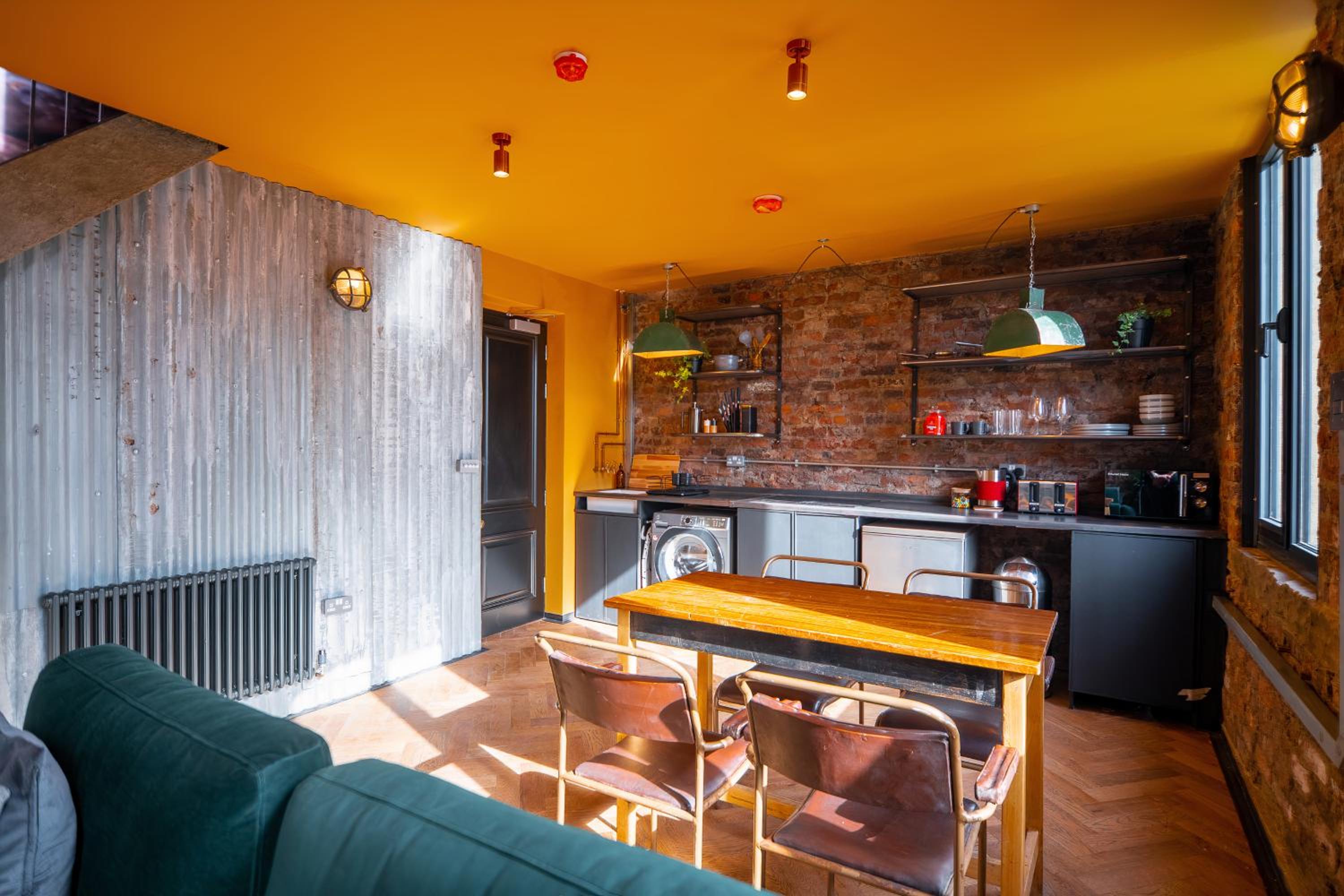 Two-Bedroom Apartment - Photo 13