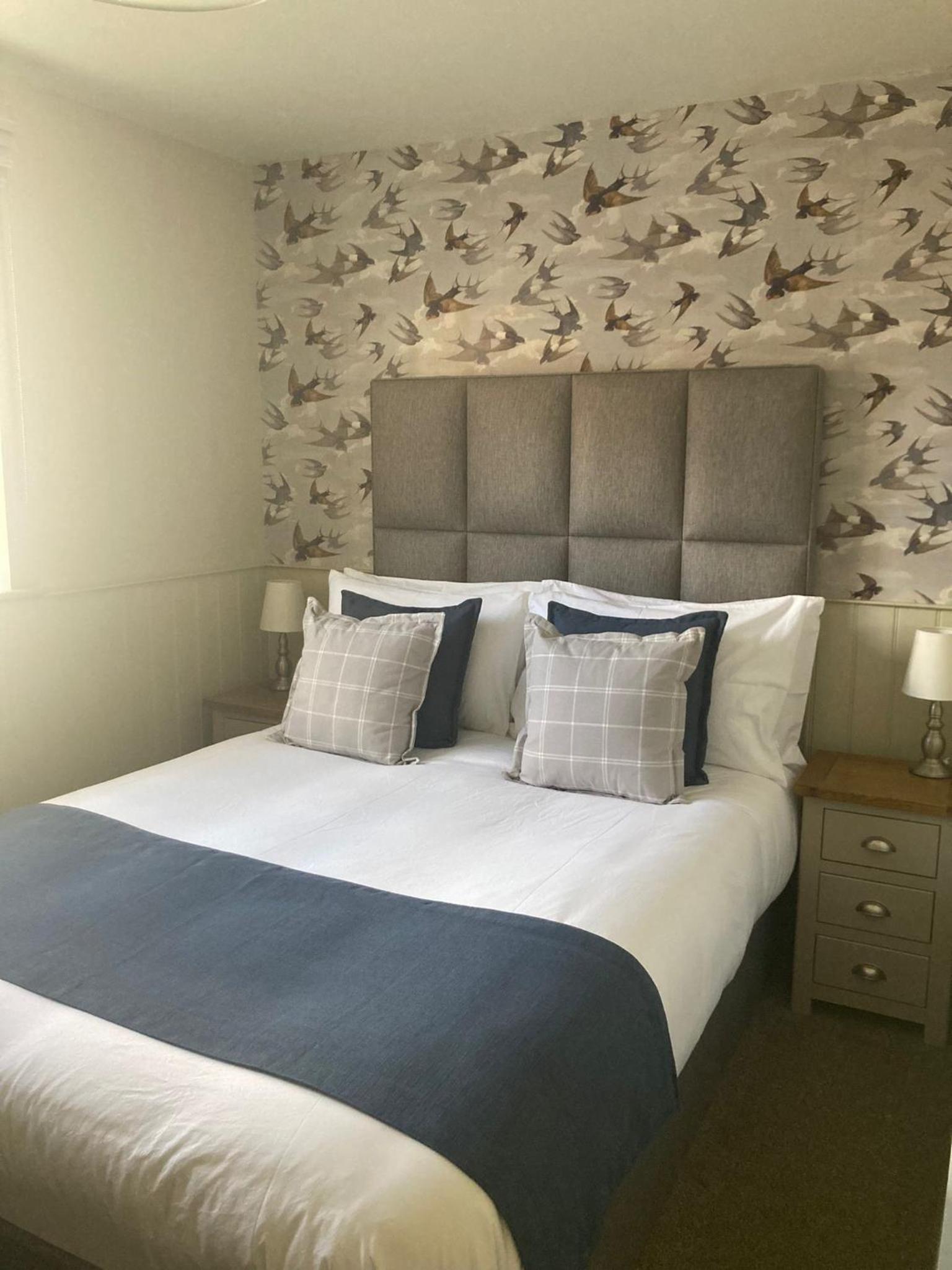 Double Room - Photo 16