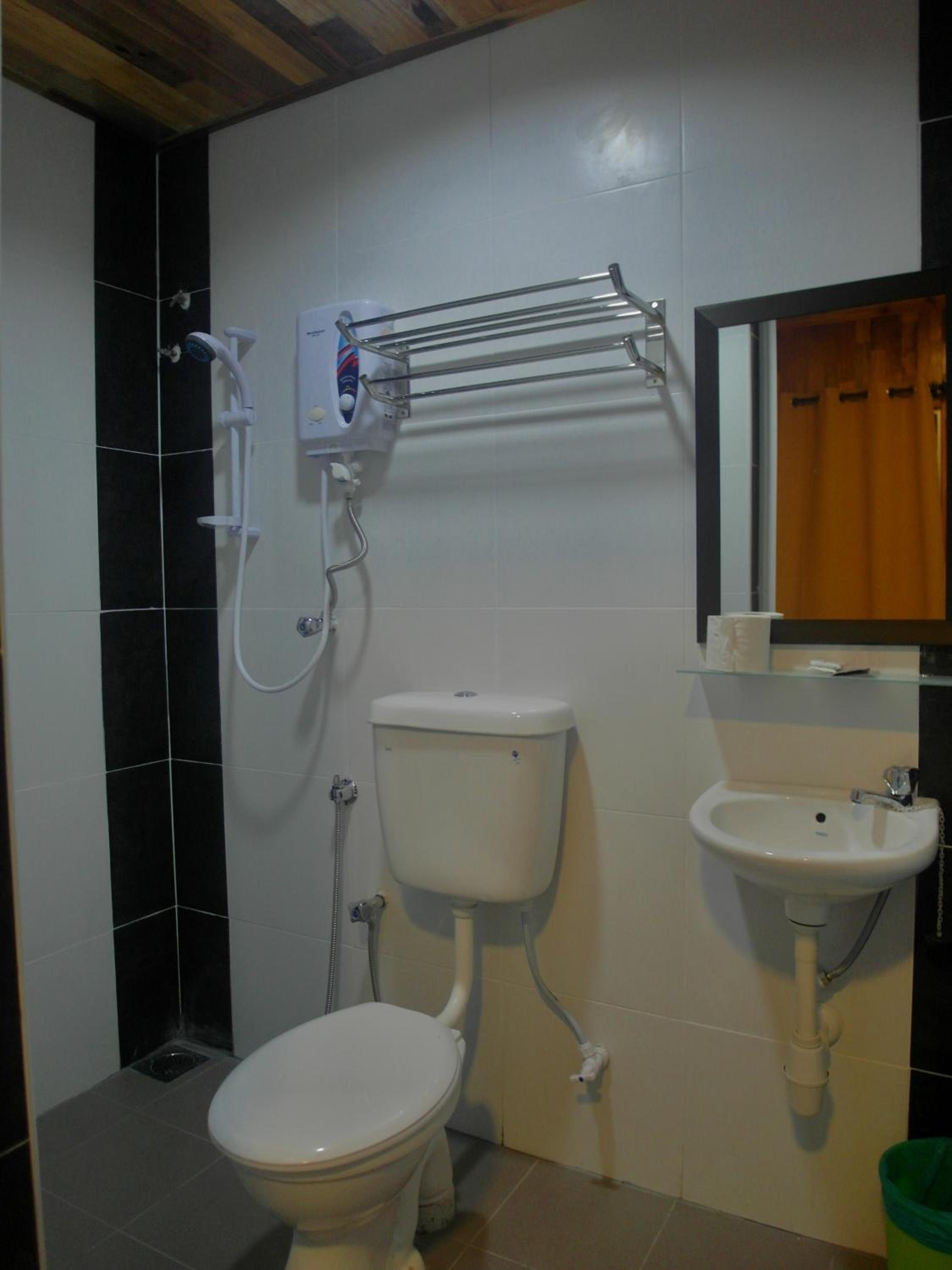 Standard Triple Room - Photo 2