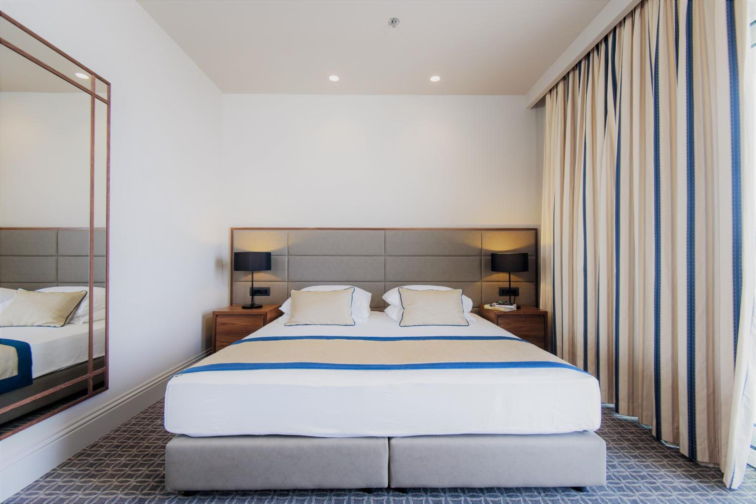Luxury Room with Balcony