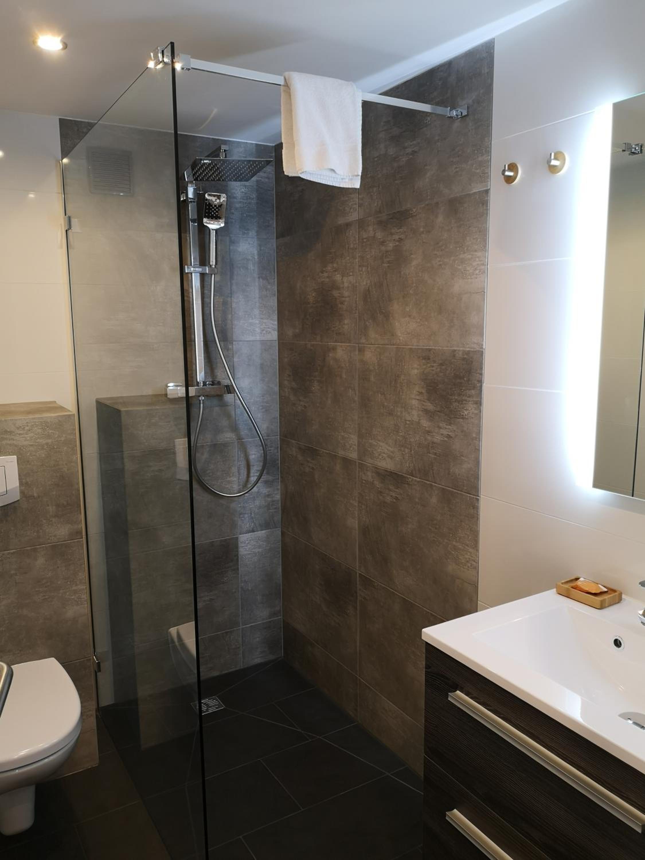 Superior Double Room - Photo 16