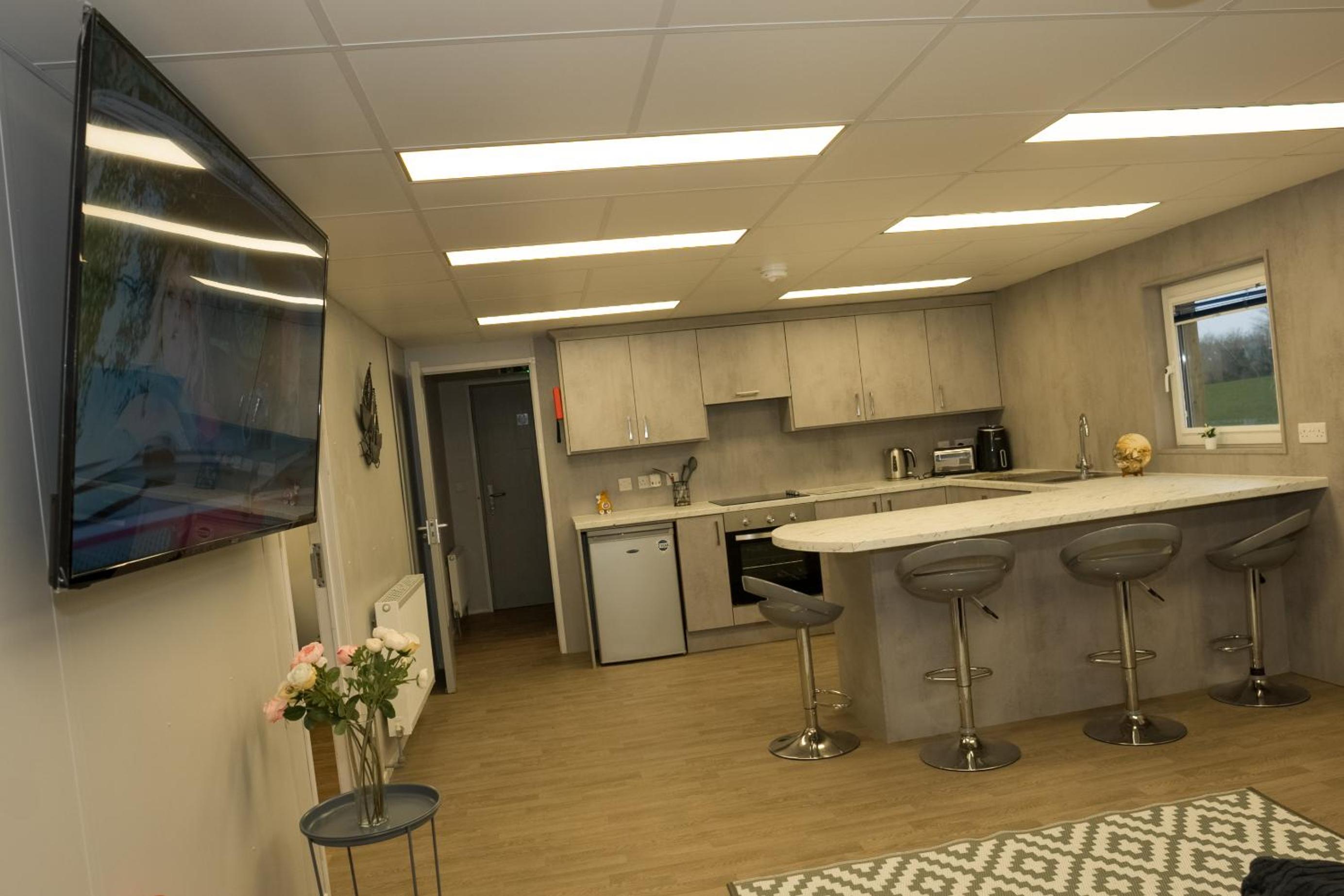 Three-Bedroom Chalet - Photo 20