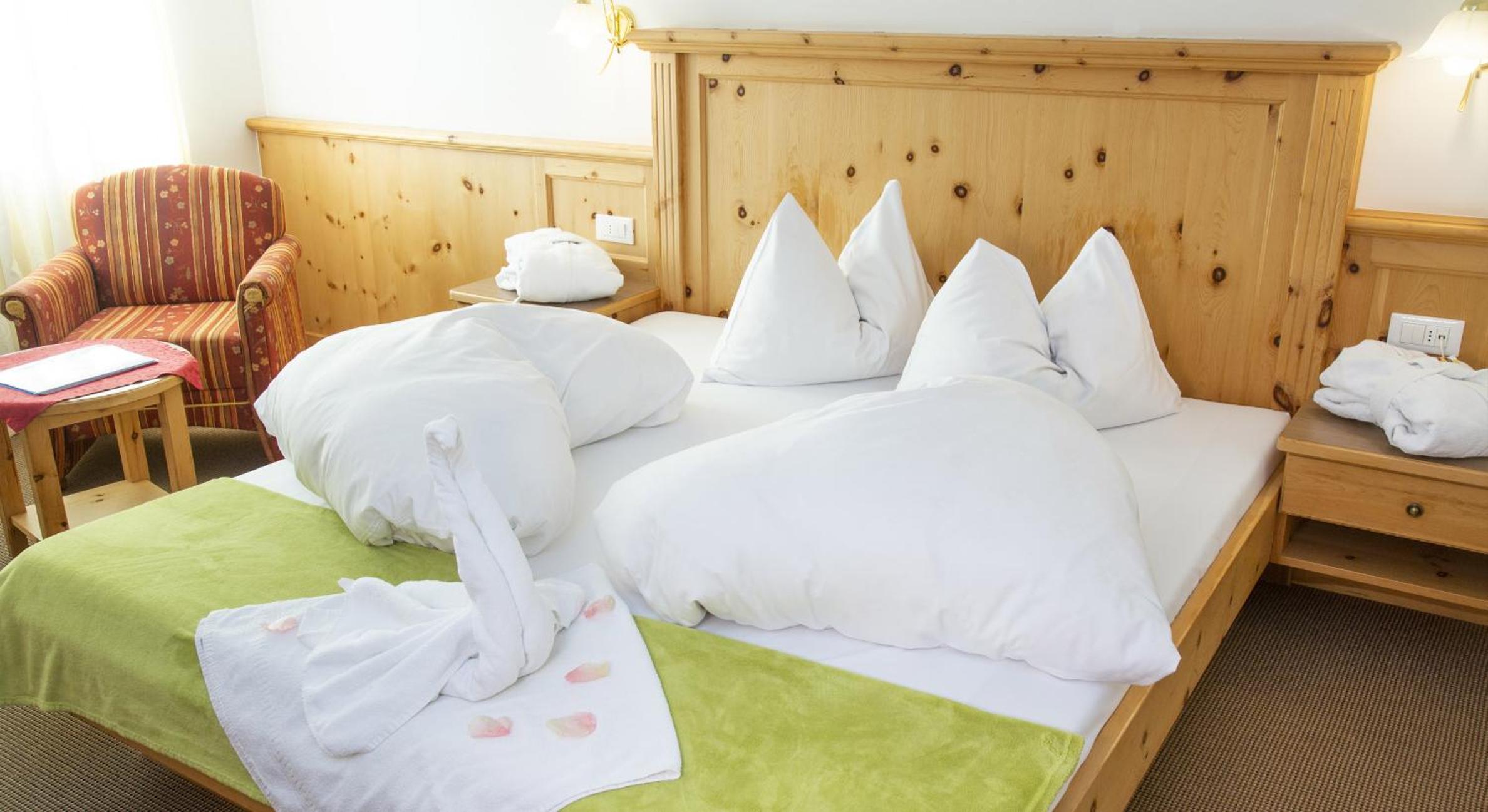 Junior Suite with Ocean View - Photo 8