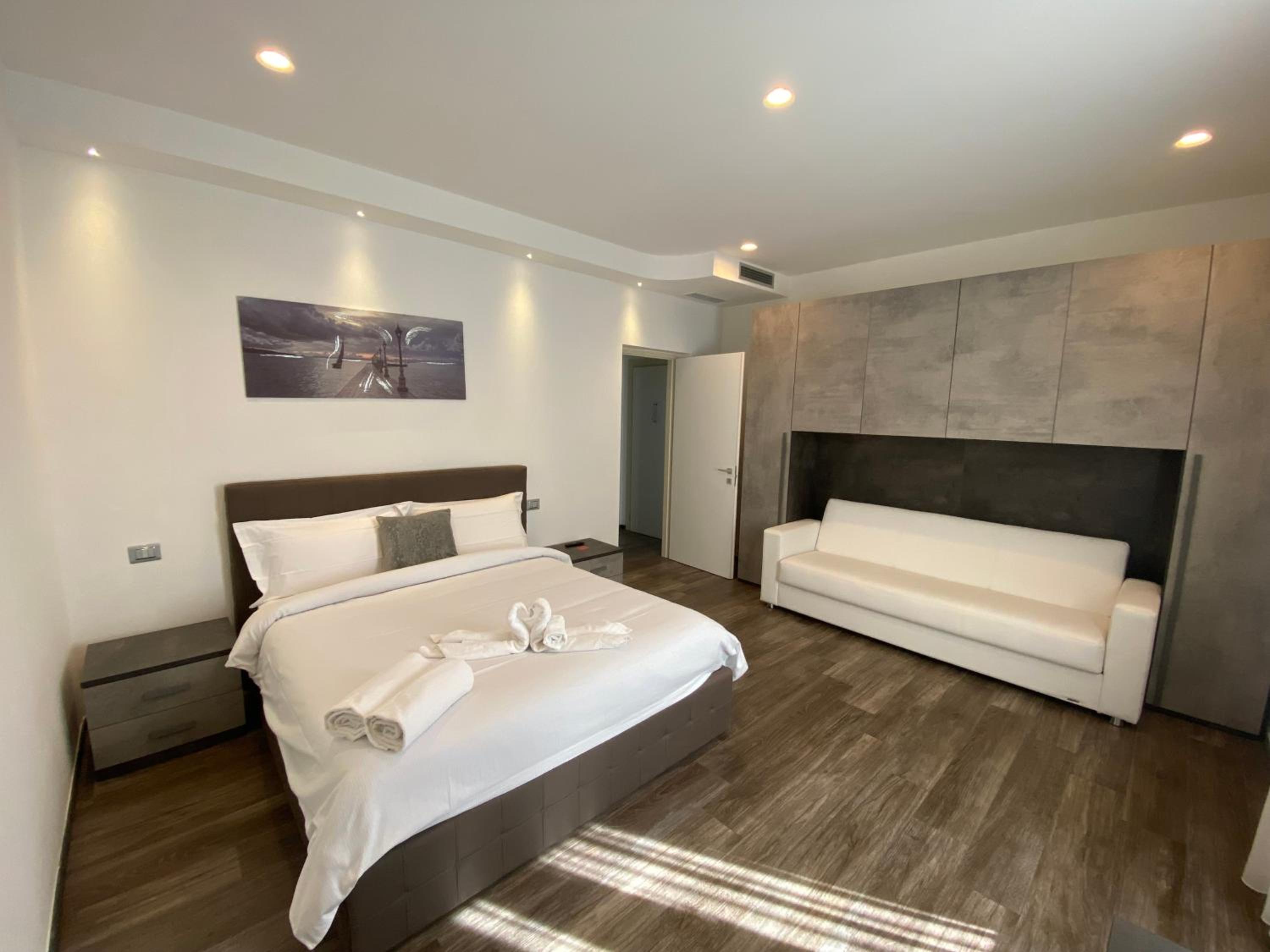 Triple Room - Photo 2