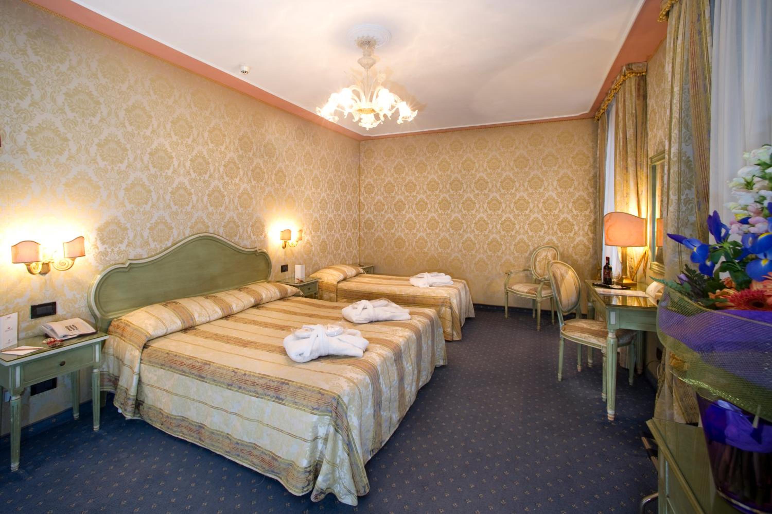 Classic Triple Room