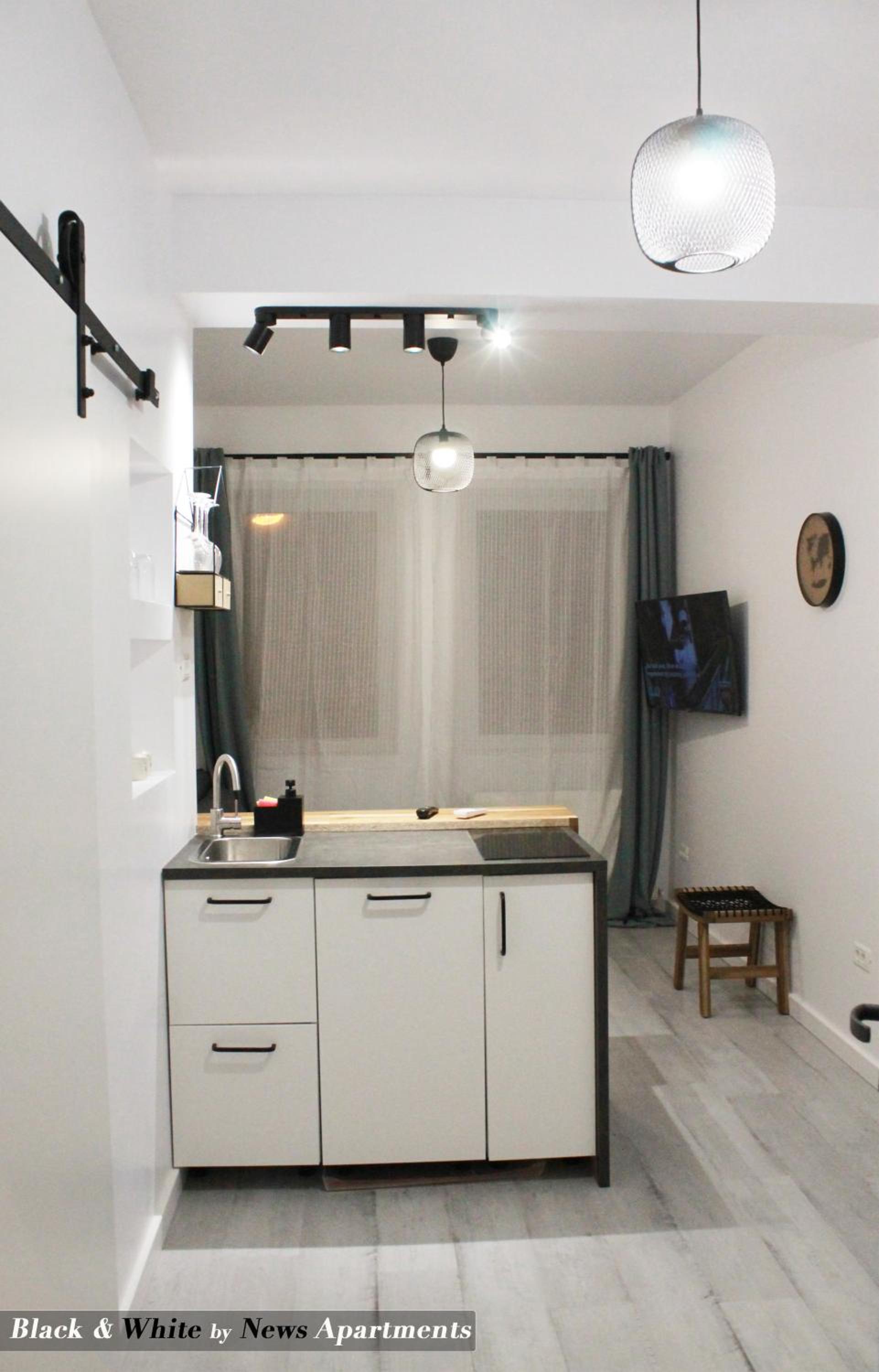 One-Bedroom Apartment - Photo 8