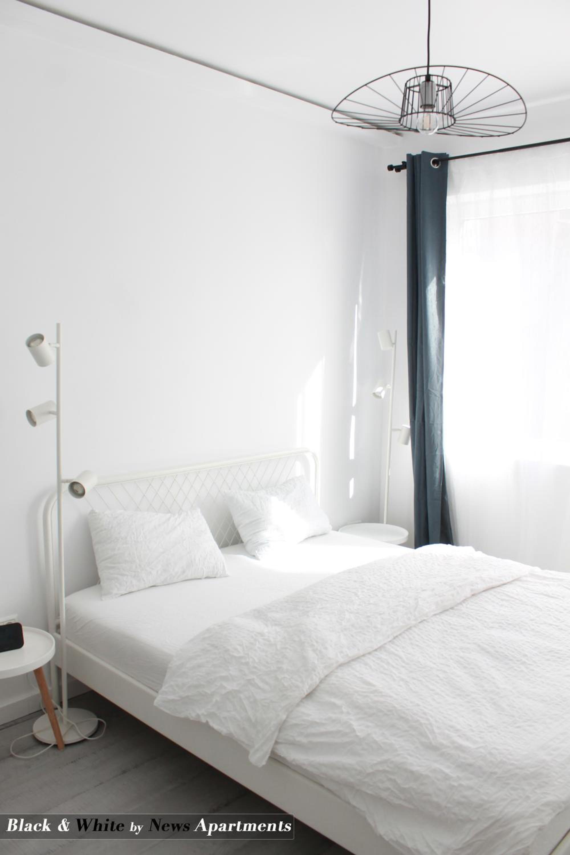 One-Bedroom Apartment - Photo 11