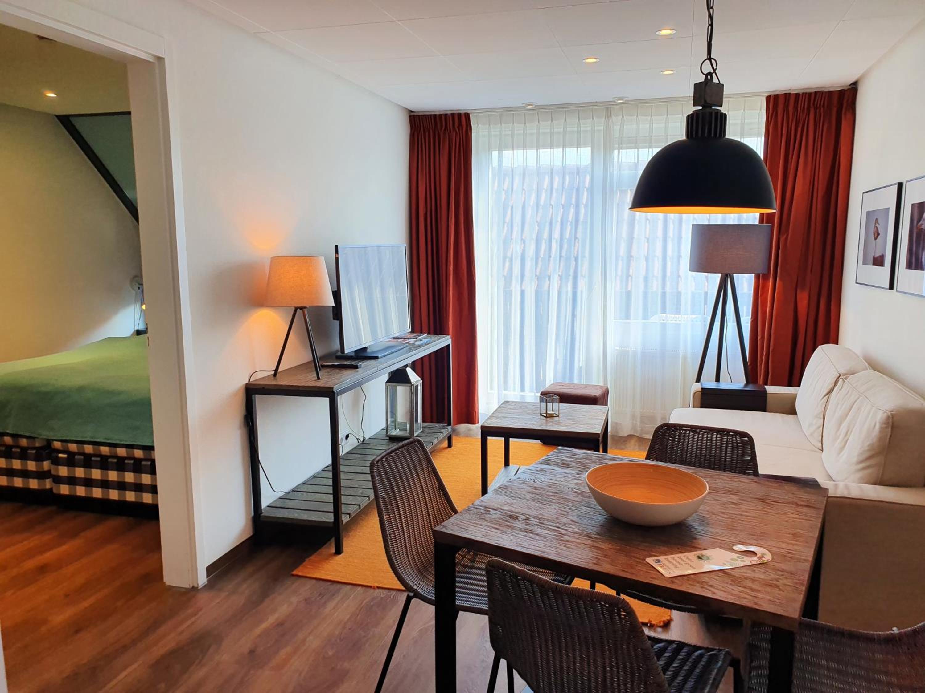 Apartment - Photo 4