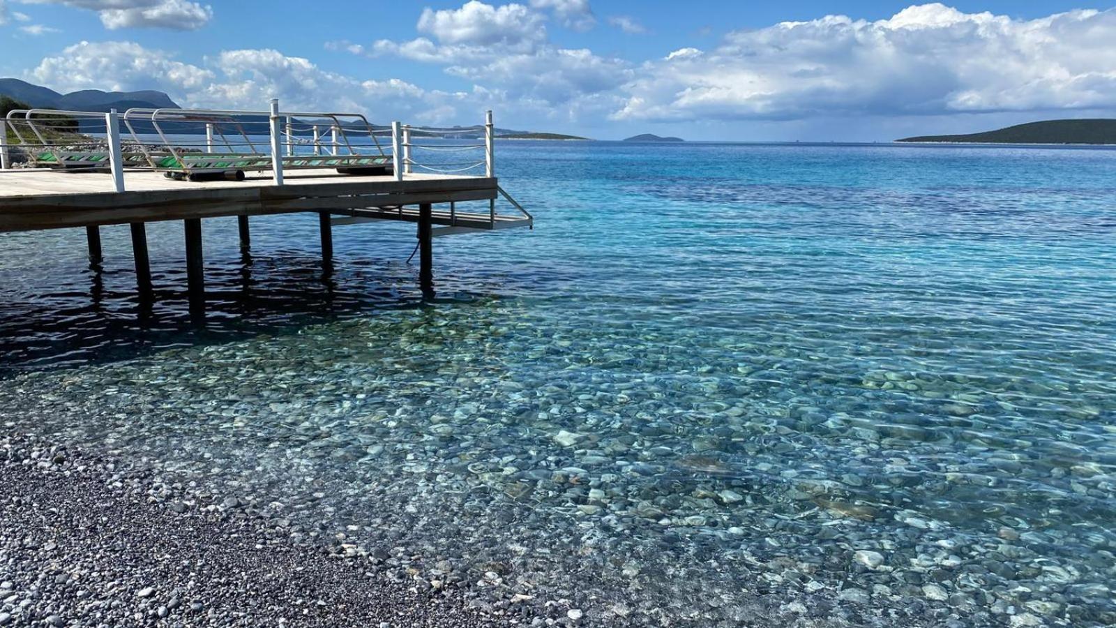 Villa - Beach Front - Photo 83