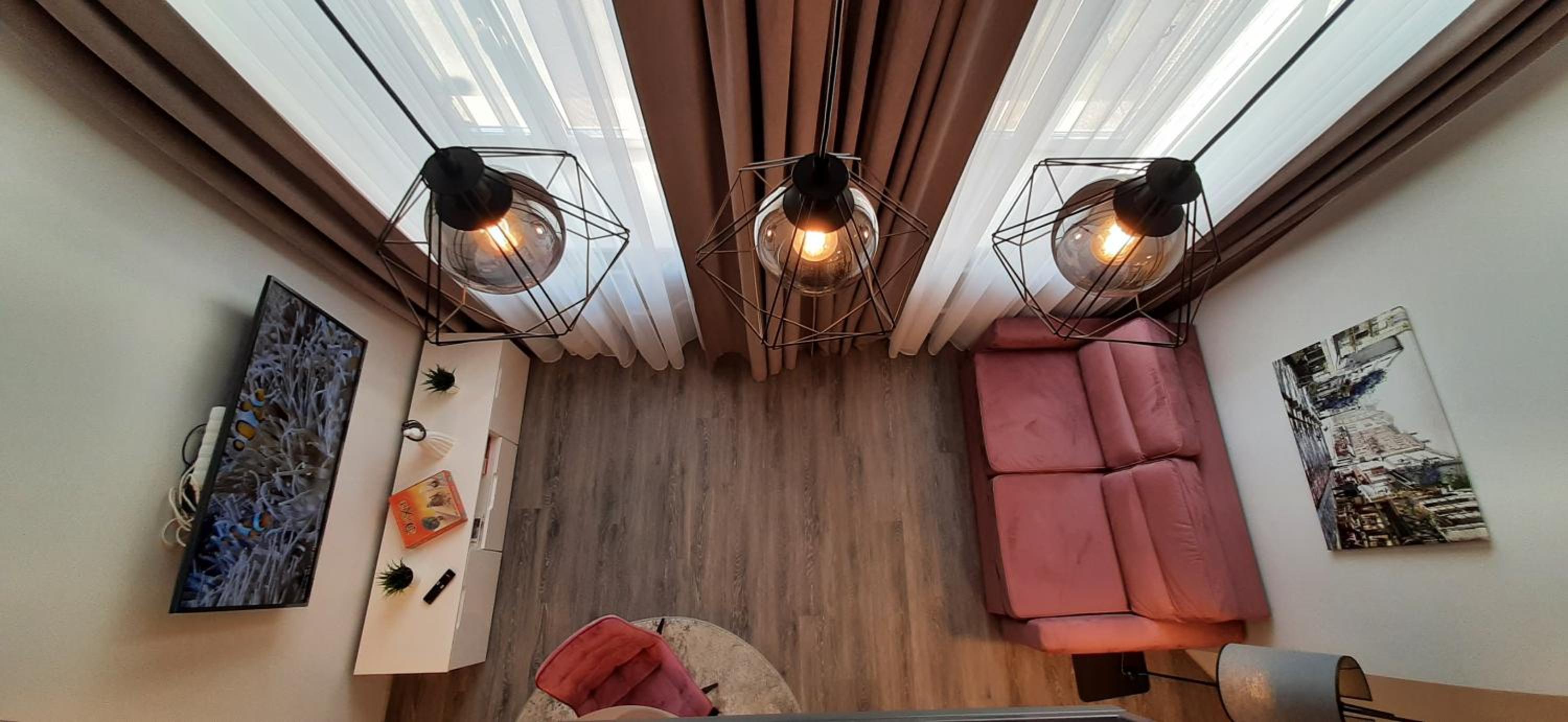 One-Bedroom Apartment - Photo 16