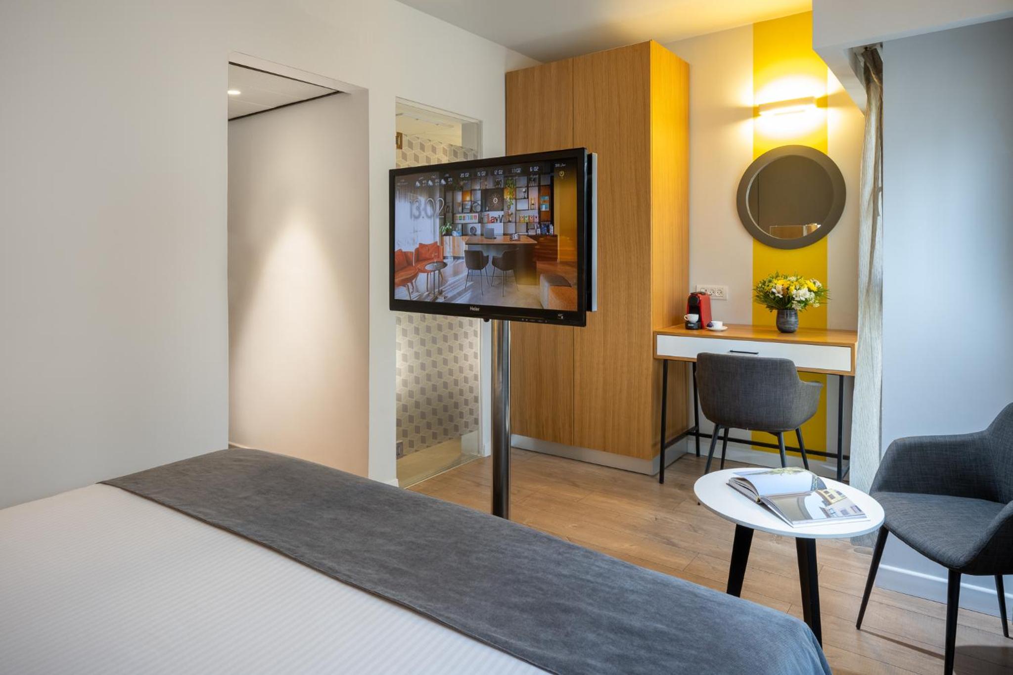 Superior Double or Twin Room - Photo 2