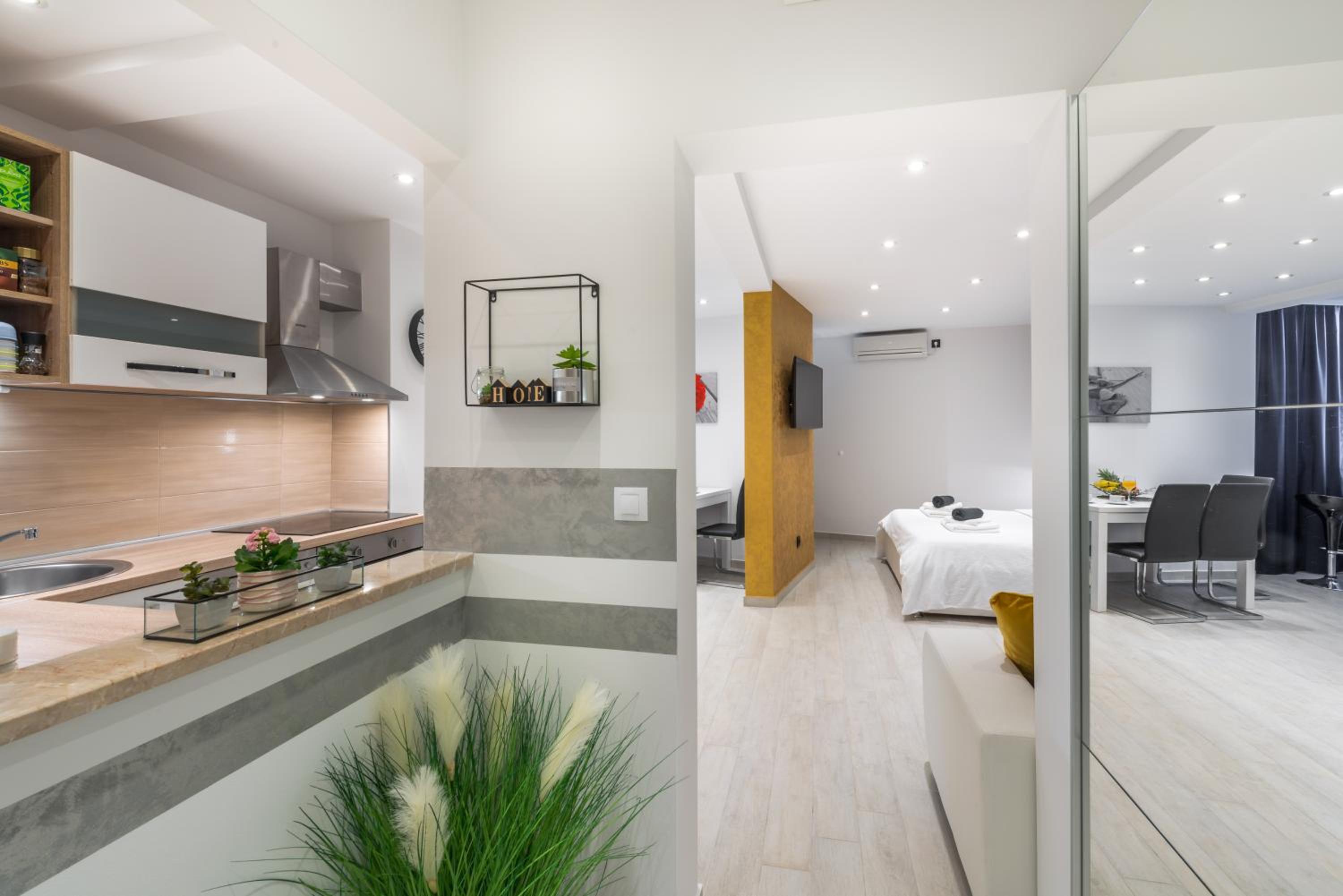 Studio Apartment with Sea View