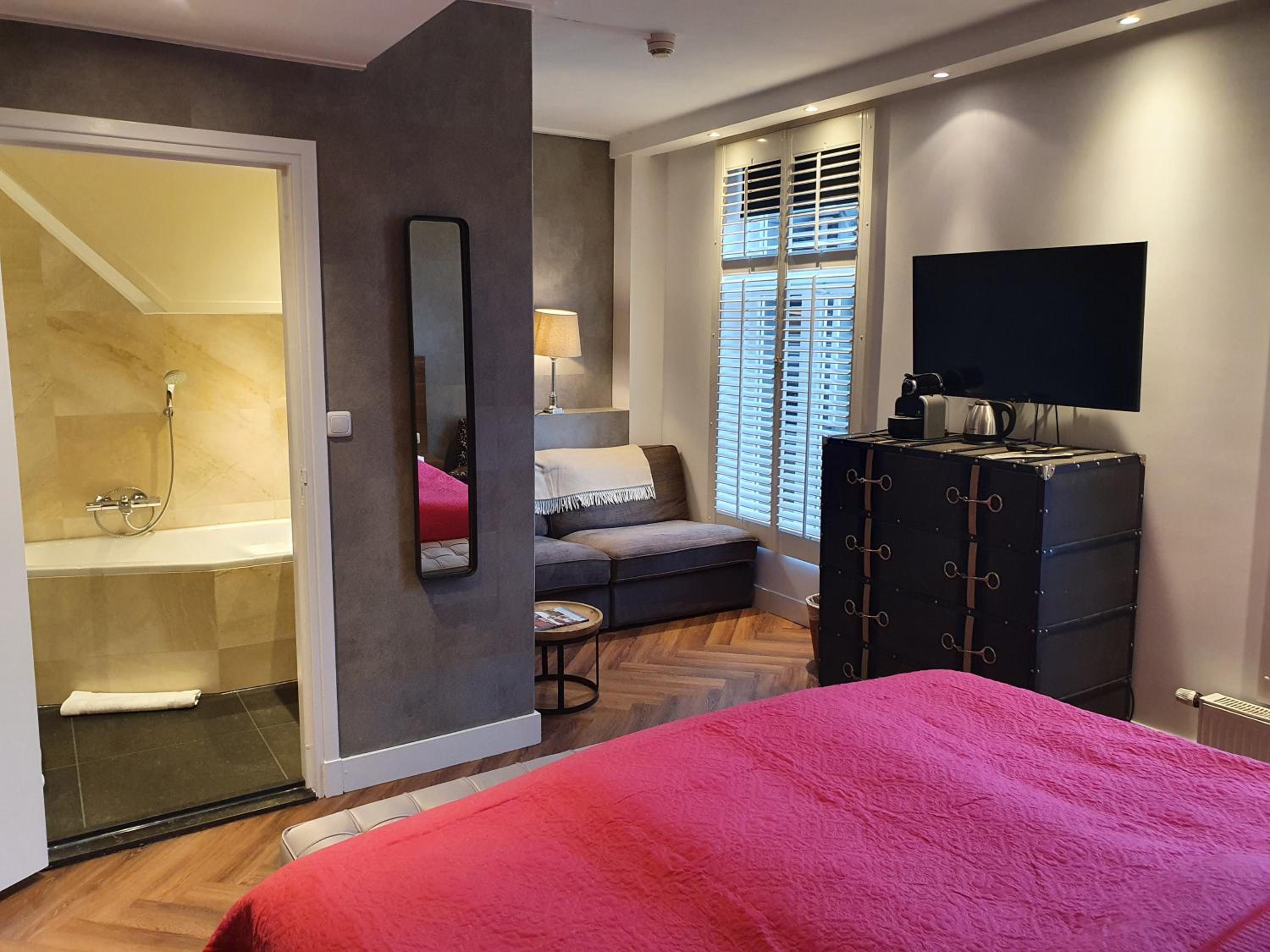 Superior Room - Photo 2