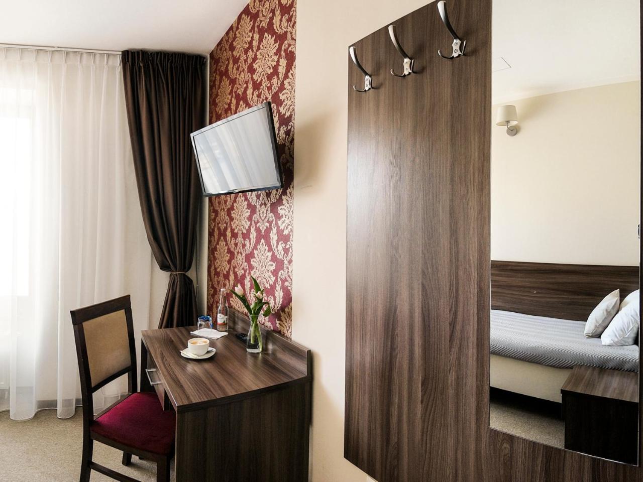 Single Room photo 3