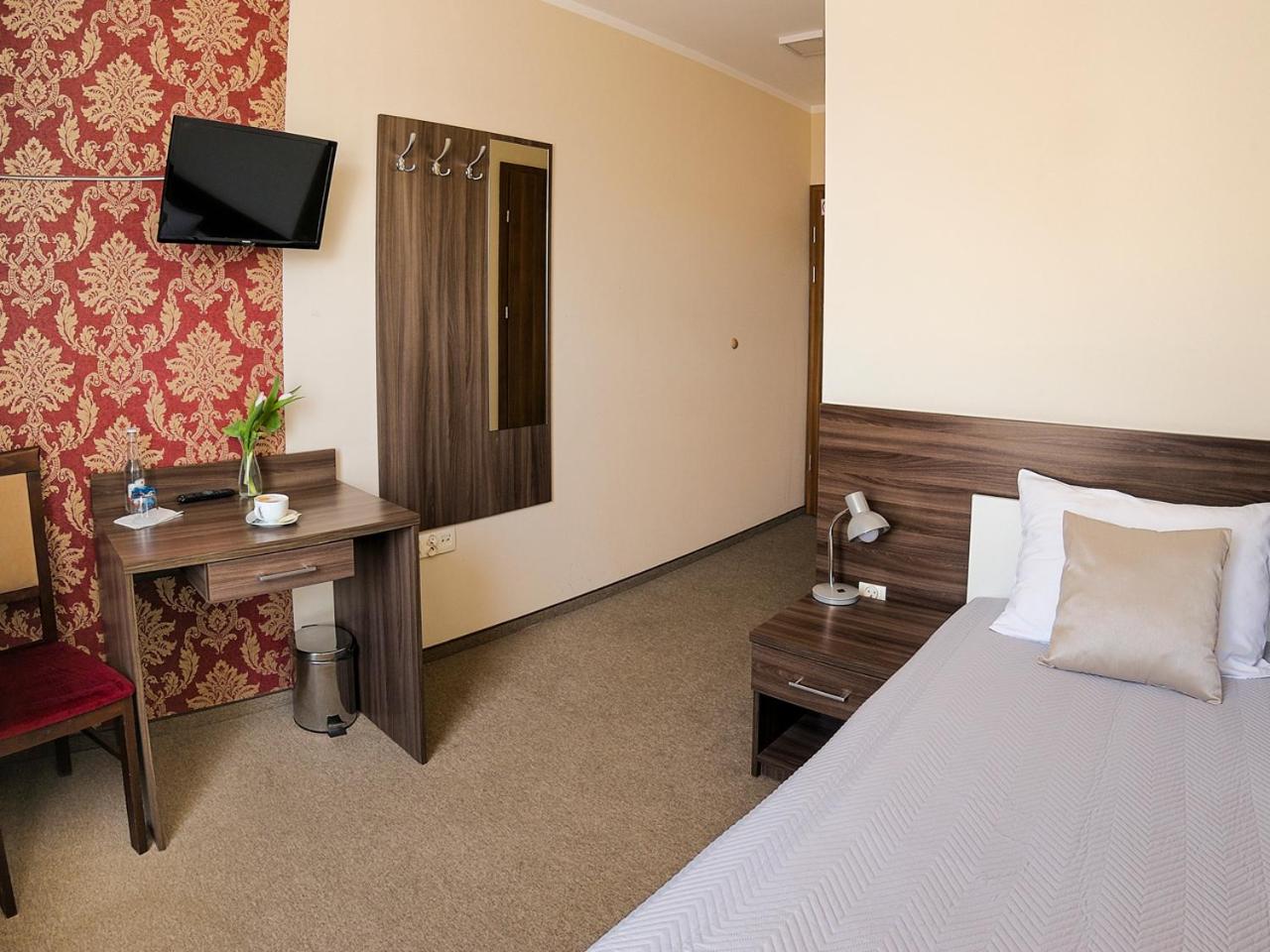 Single Room photo 2