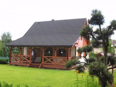 Three-Bedroom House photo 3