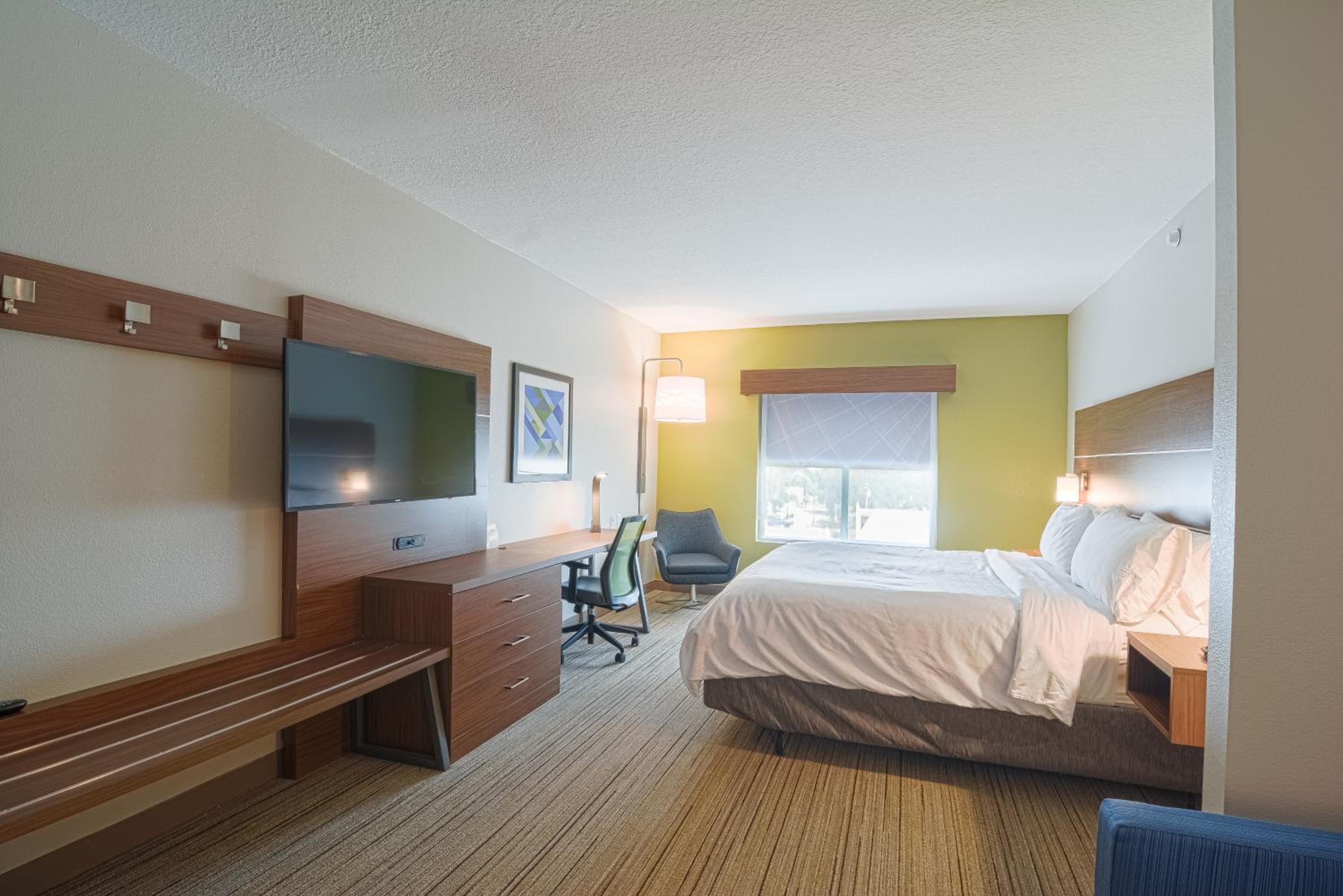 King Suite - Photo 1