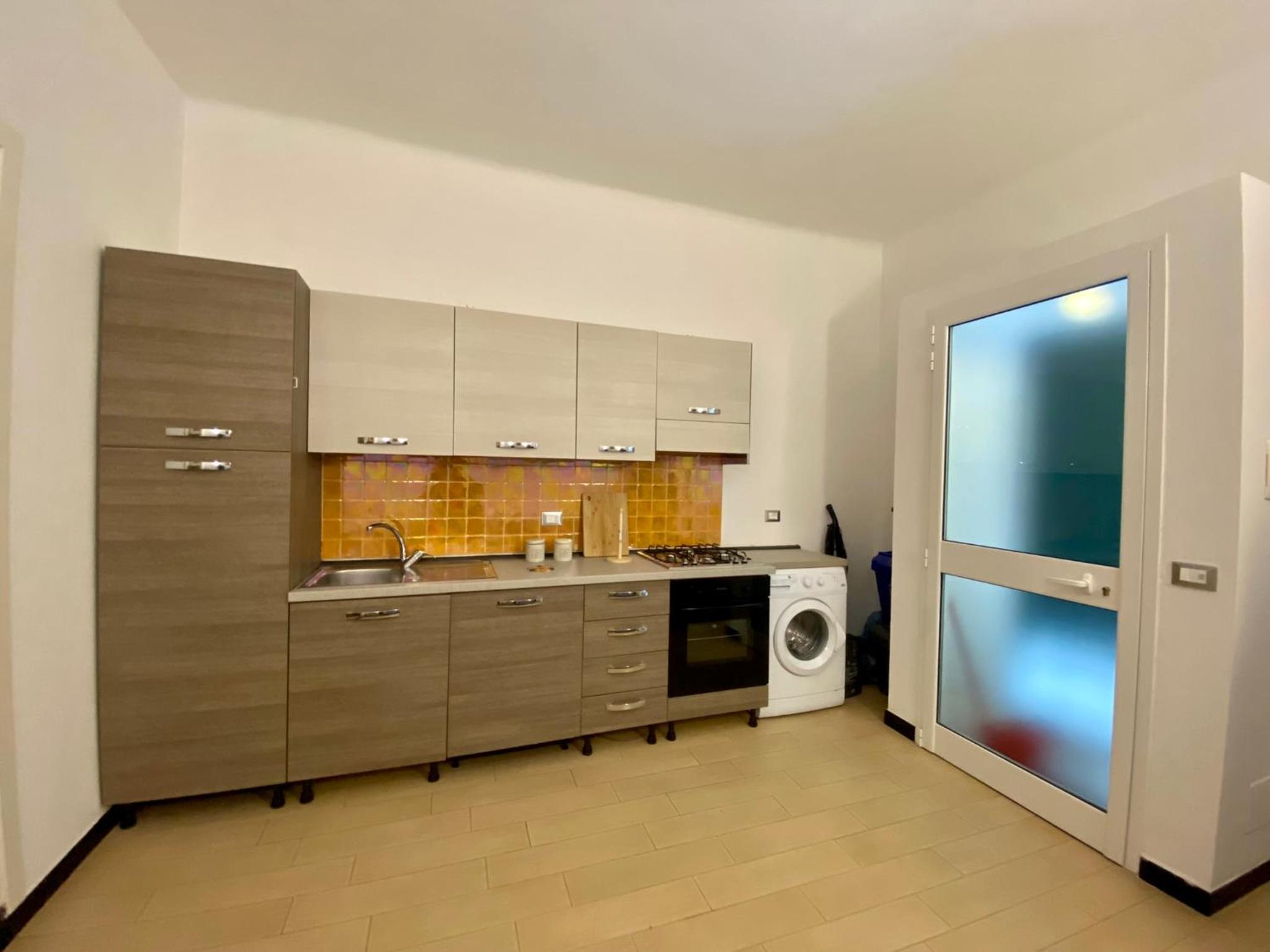 One-Bedroom Apartment photo 2